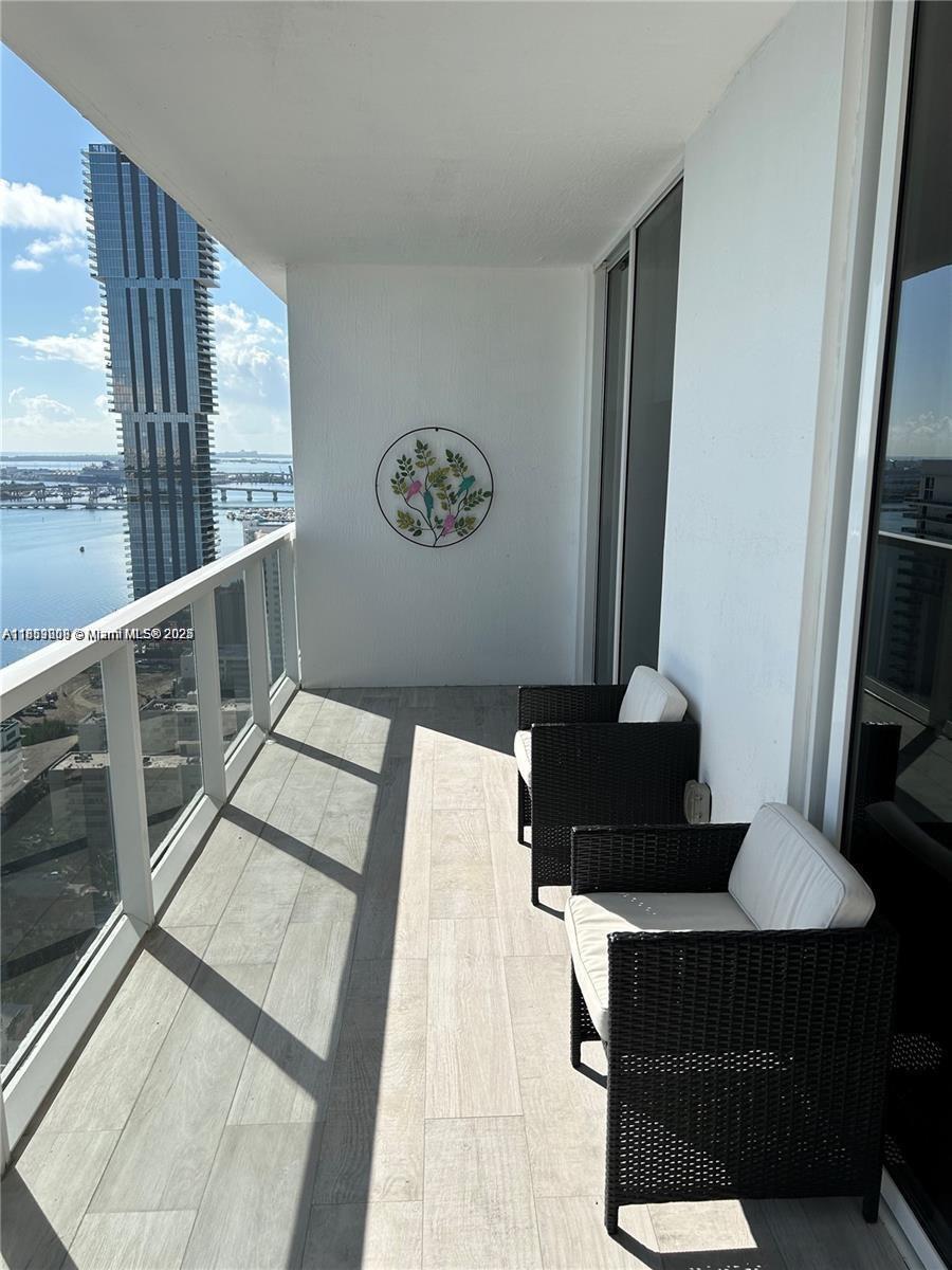 600 NE 27th St #3003, Miami FL 33137