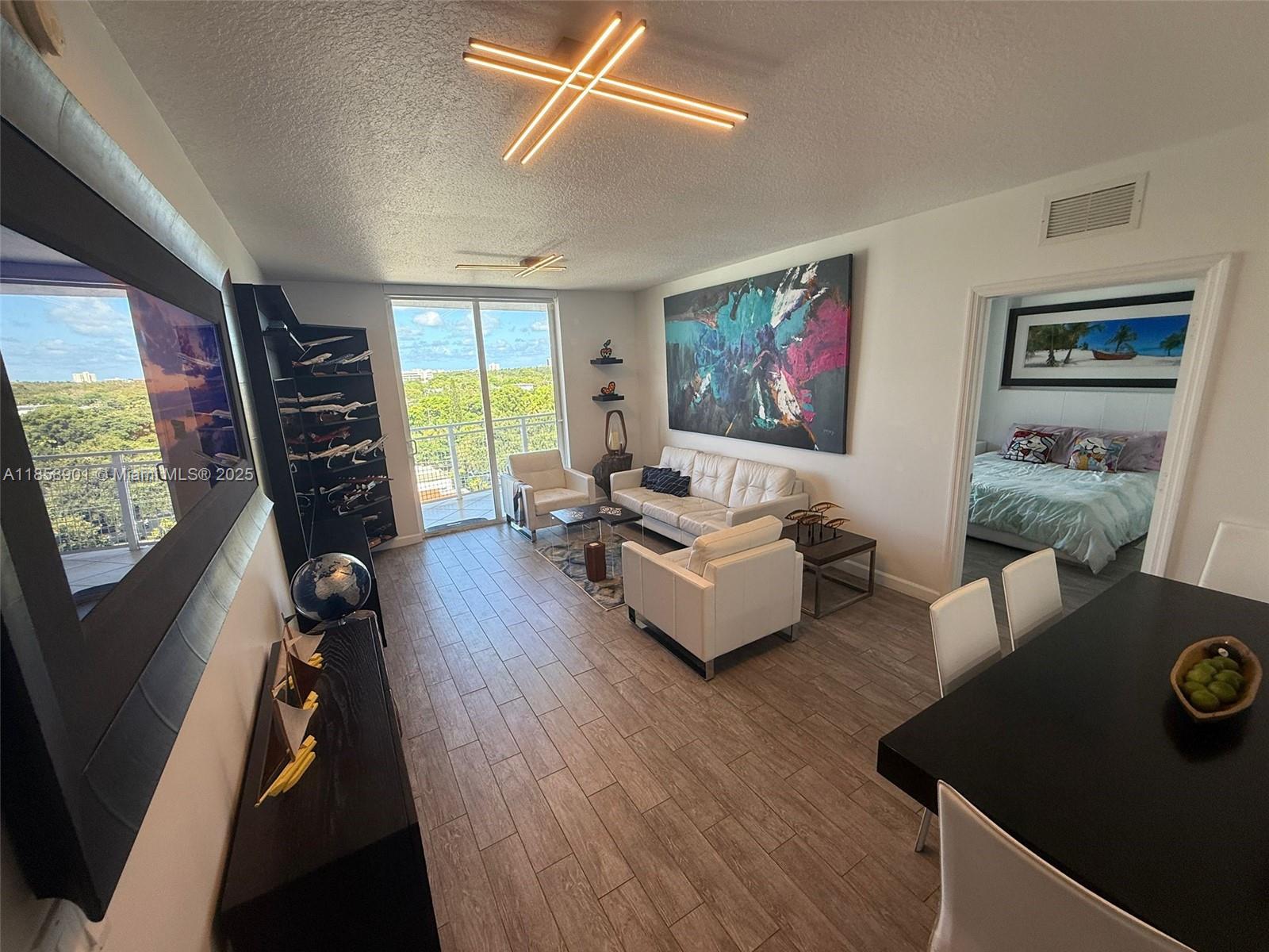 Property photo # 6
