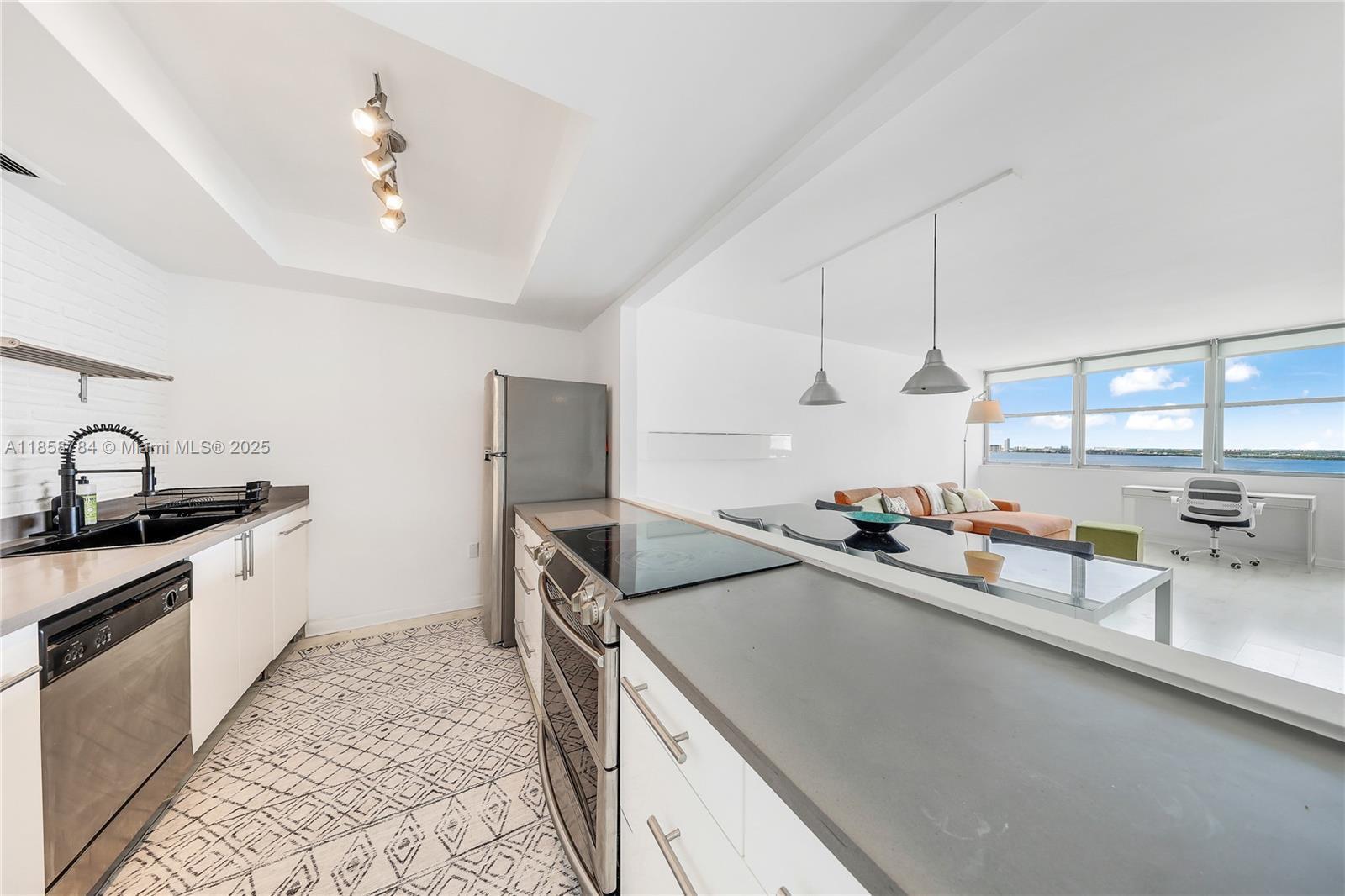 Property photo # 6