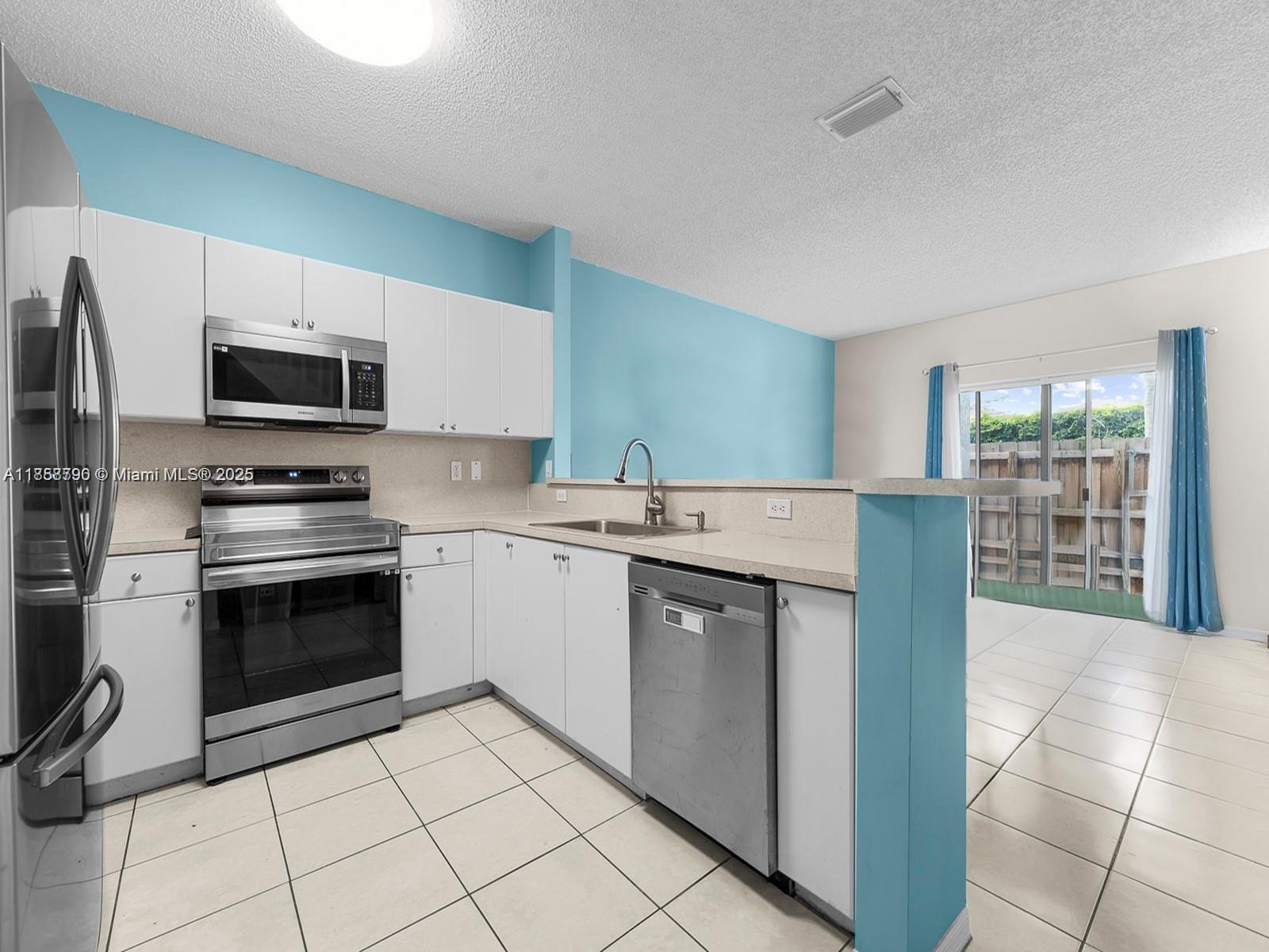 Property photo # 7