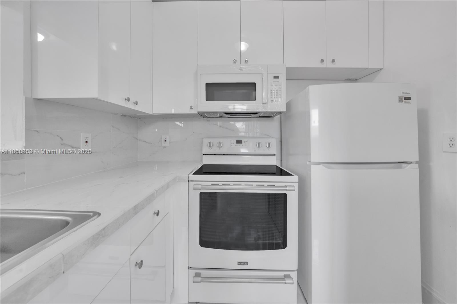 Property photo # 9