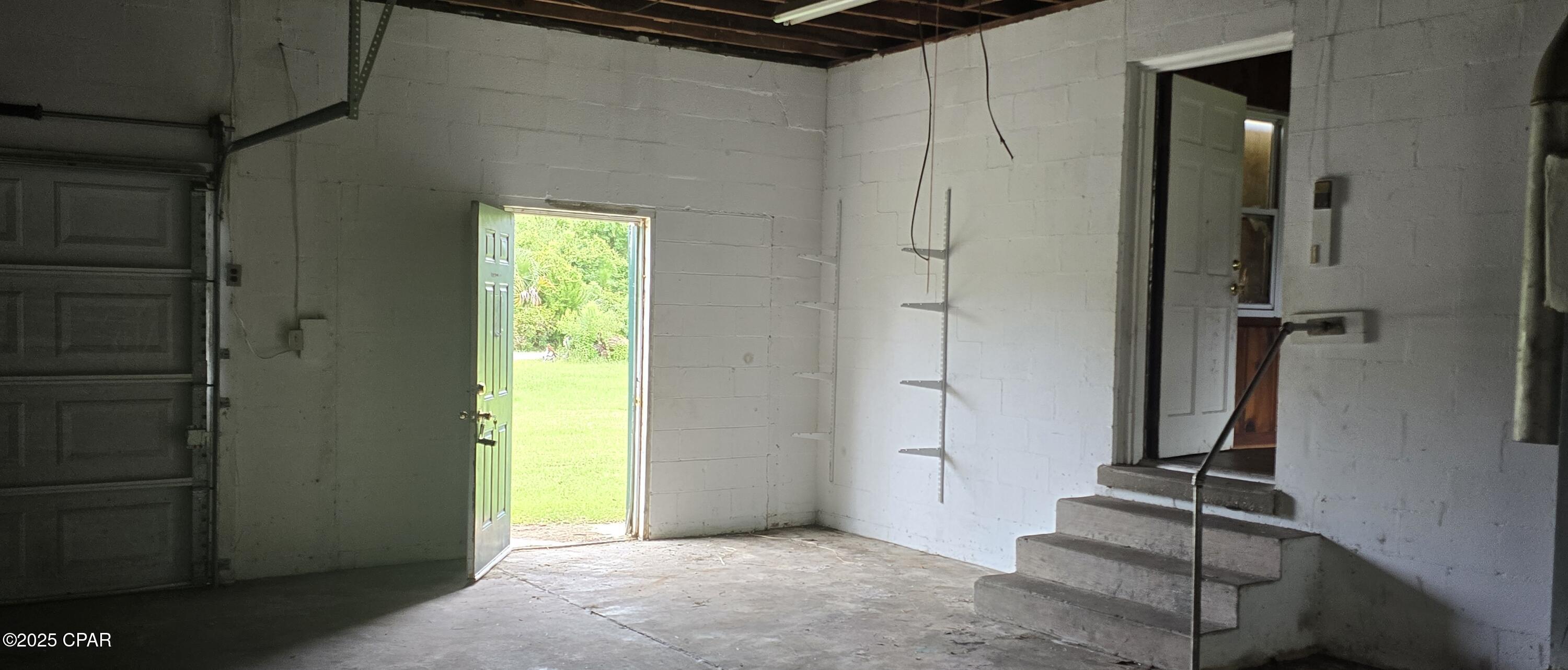 Image 17 For 711 Sanders Lane