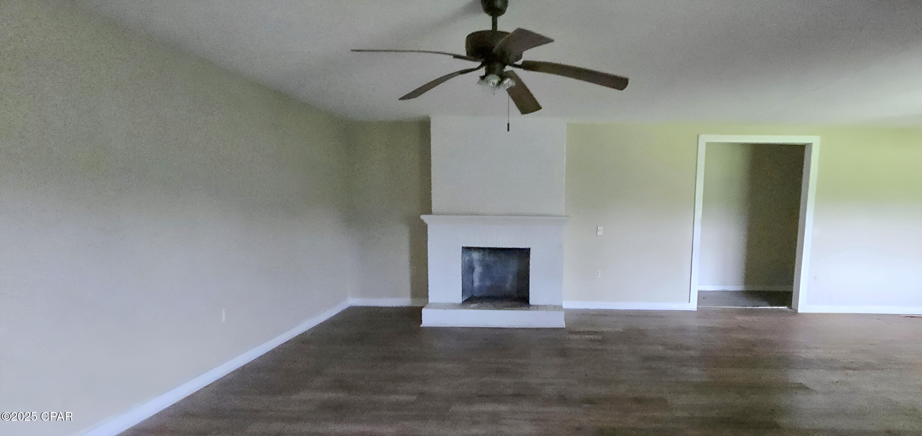 Image 7 For 711 Sanders Lane
