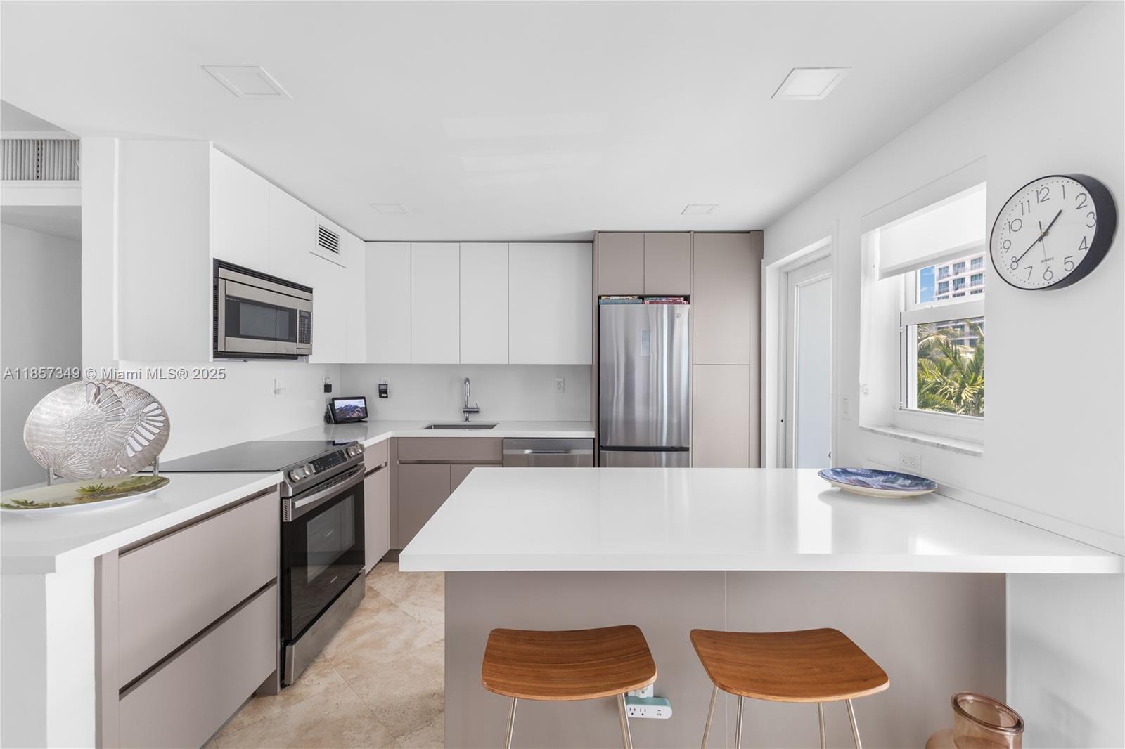 Property photo # 9