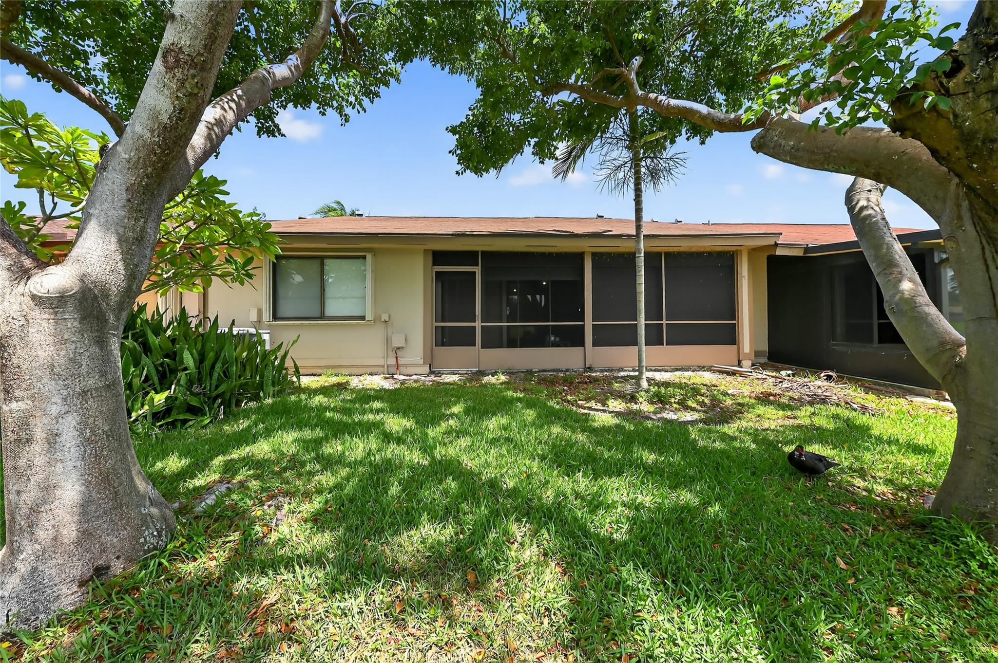 Homes for sale in Boynton Beach, FL | 35 Winchmore Ln #35, Boynton Beach, FL 33426 | MLS# F10520575