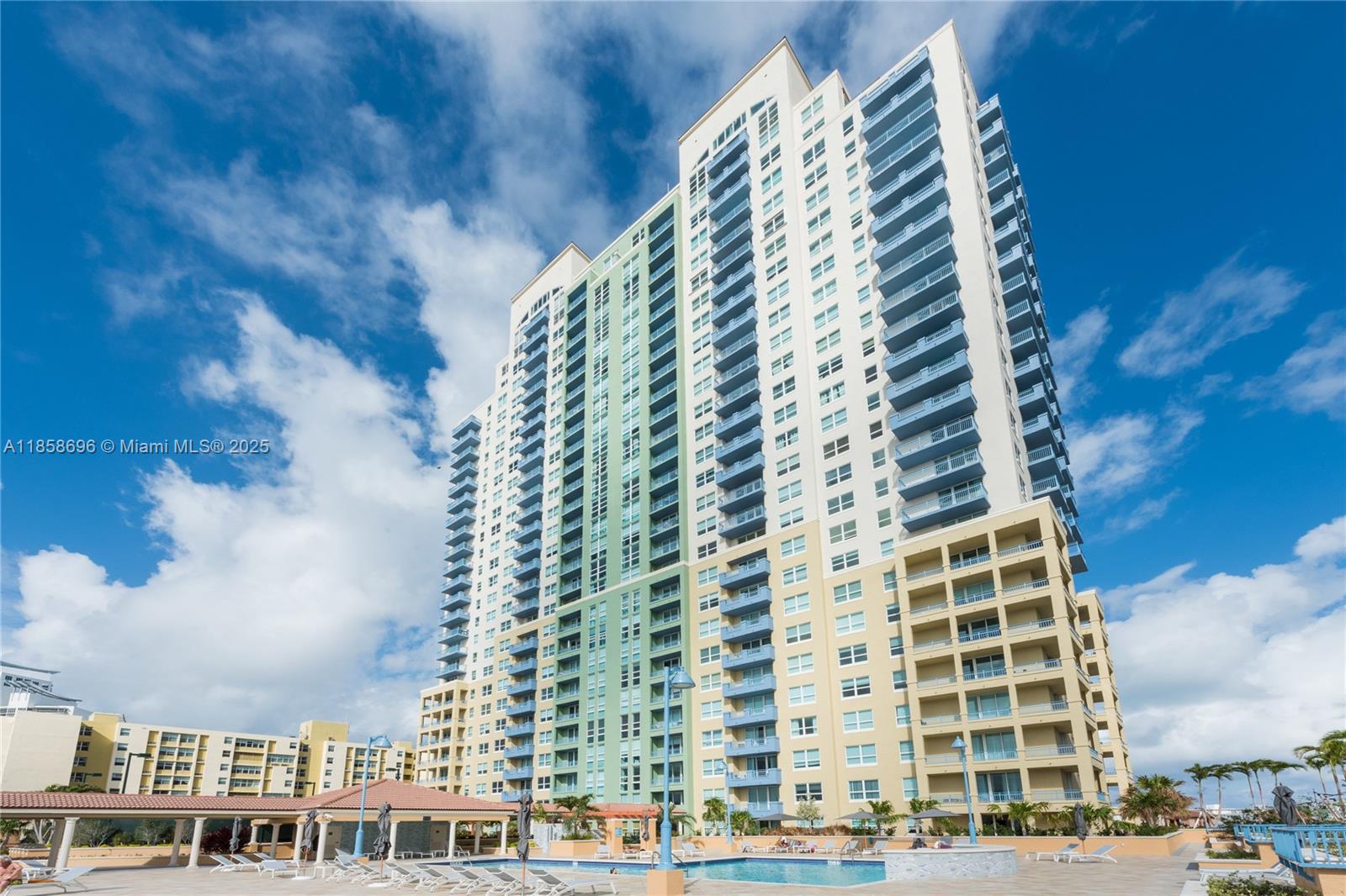 90 Alton Rd #2505, Miami Beach FL 33139