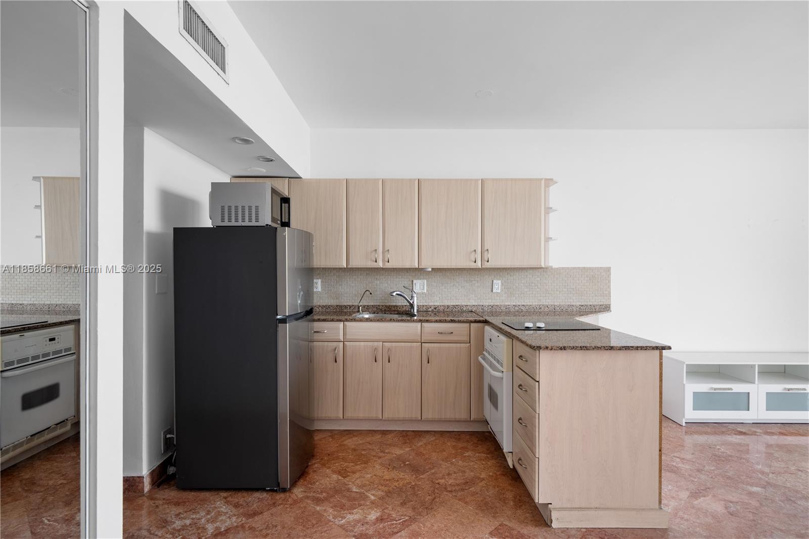 Property photo # 3