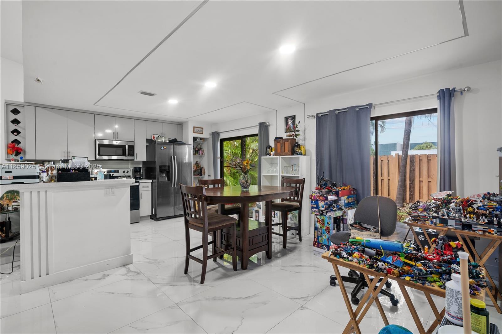 Property photo # 4