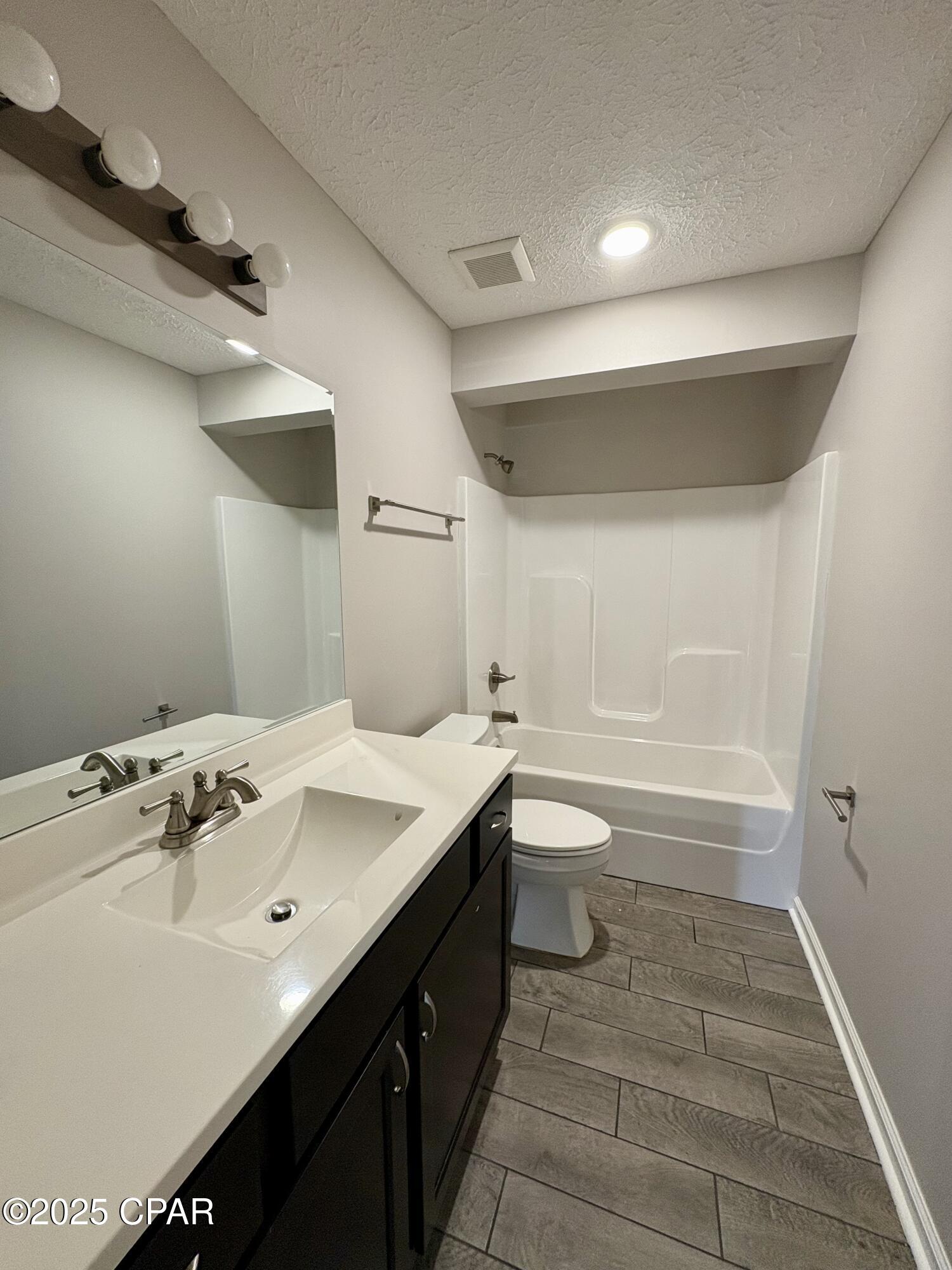 Image 7 For 810 25th Street