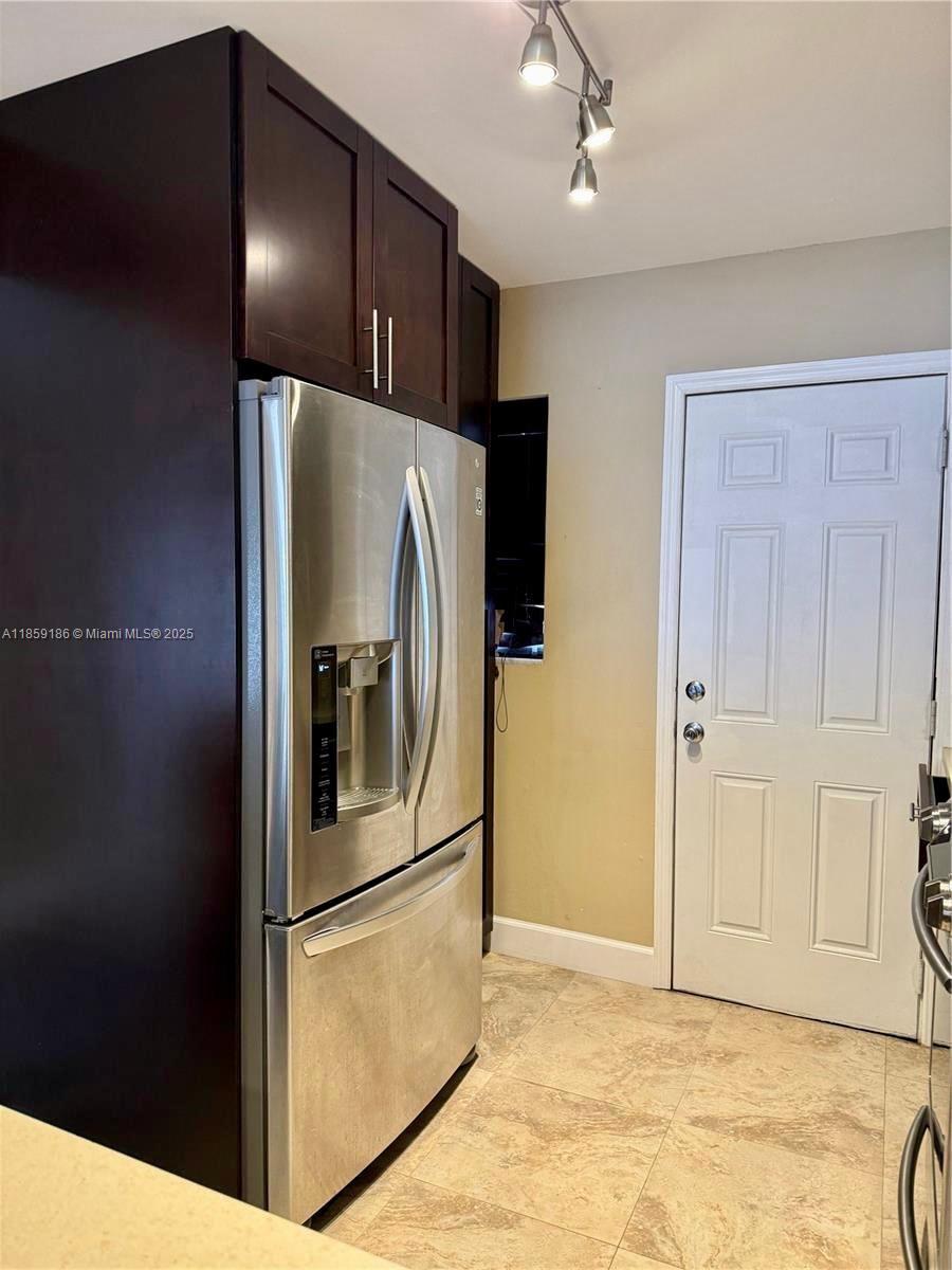 Property photo # 6