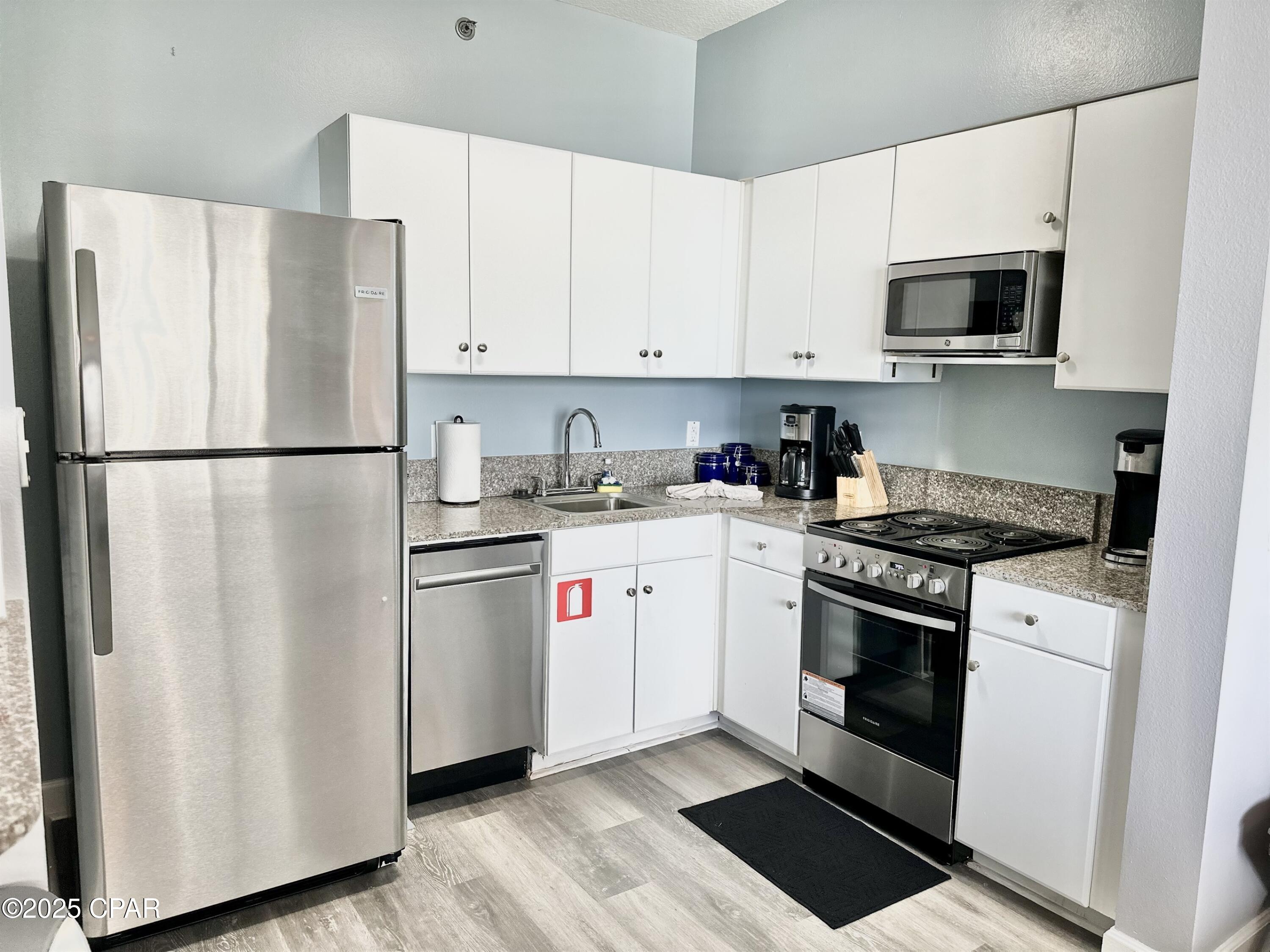 Image 15 For 9900 Thomas Drive 606