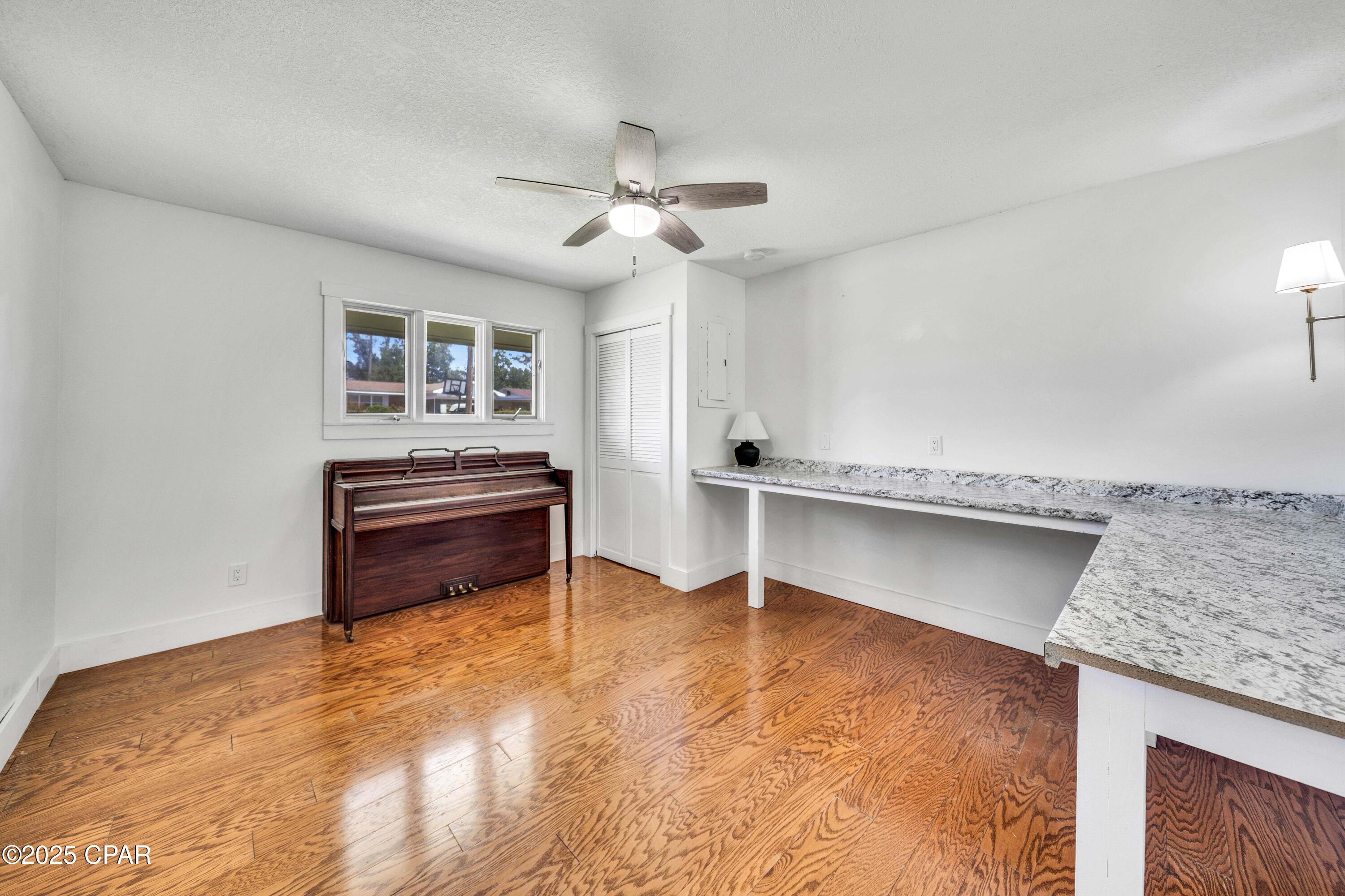 Image 35 For 1221 Marie Ann Boulevard