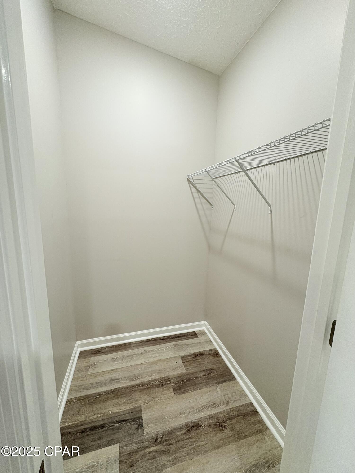 Image 2 For 820 25th Street