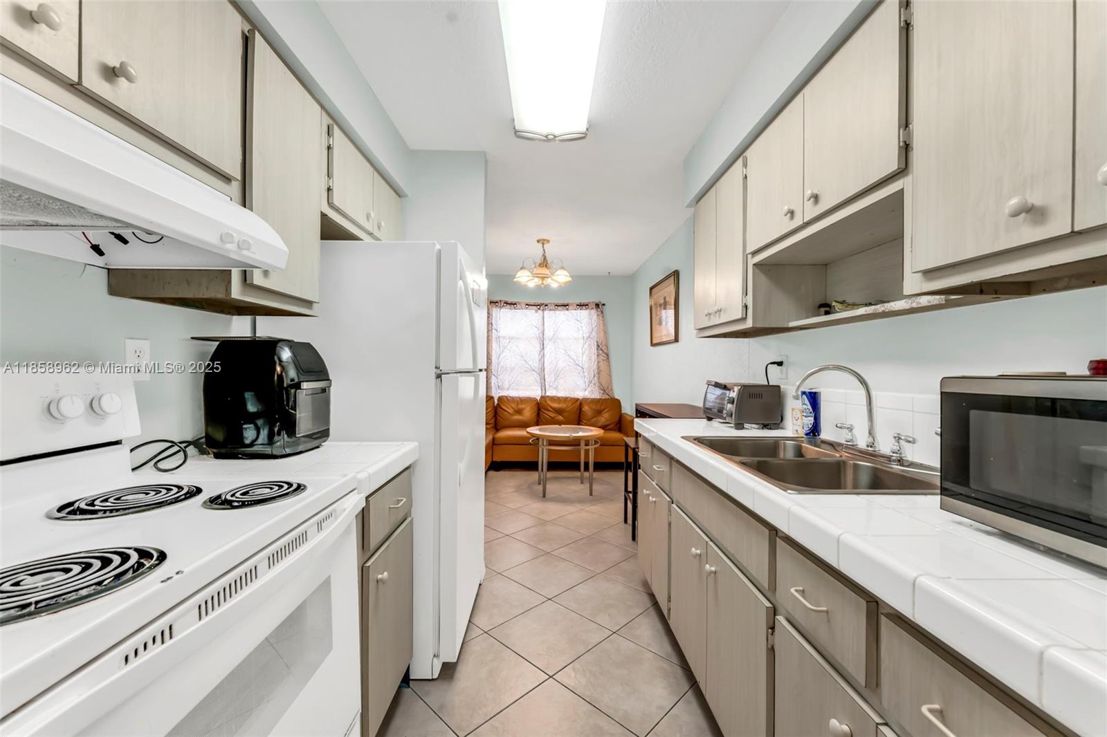 Property photo # 2