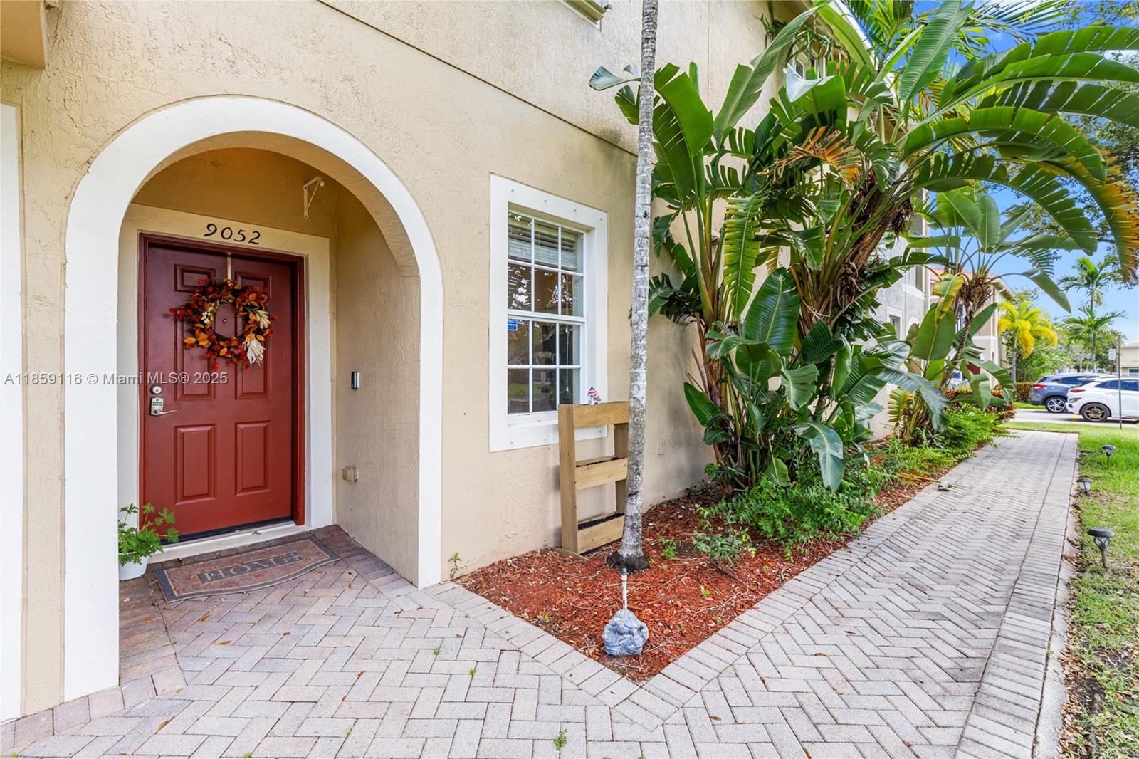 Property photo # 0