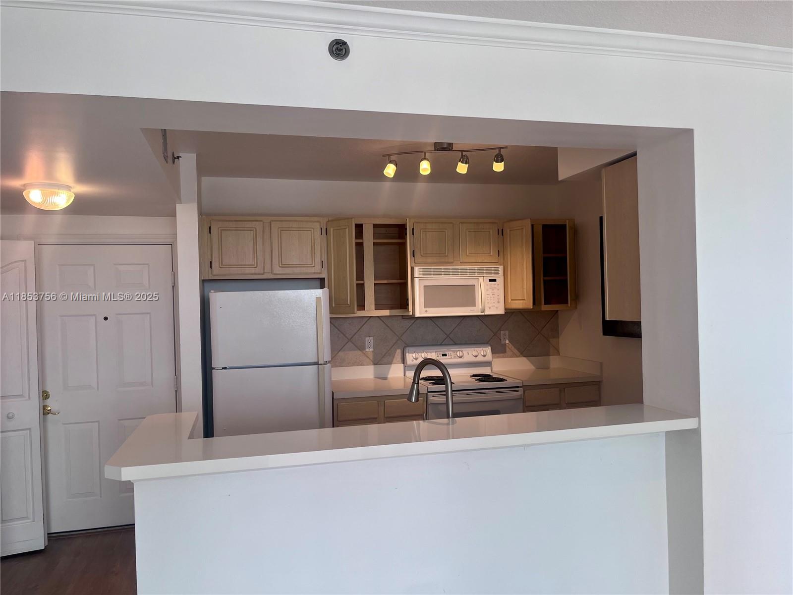 Property photo # 7