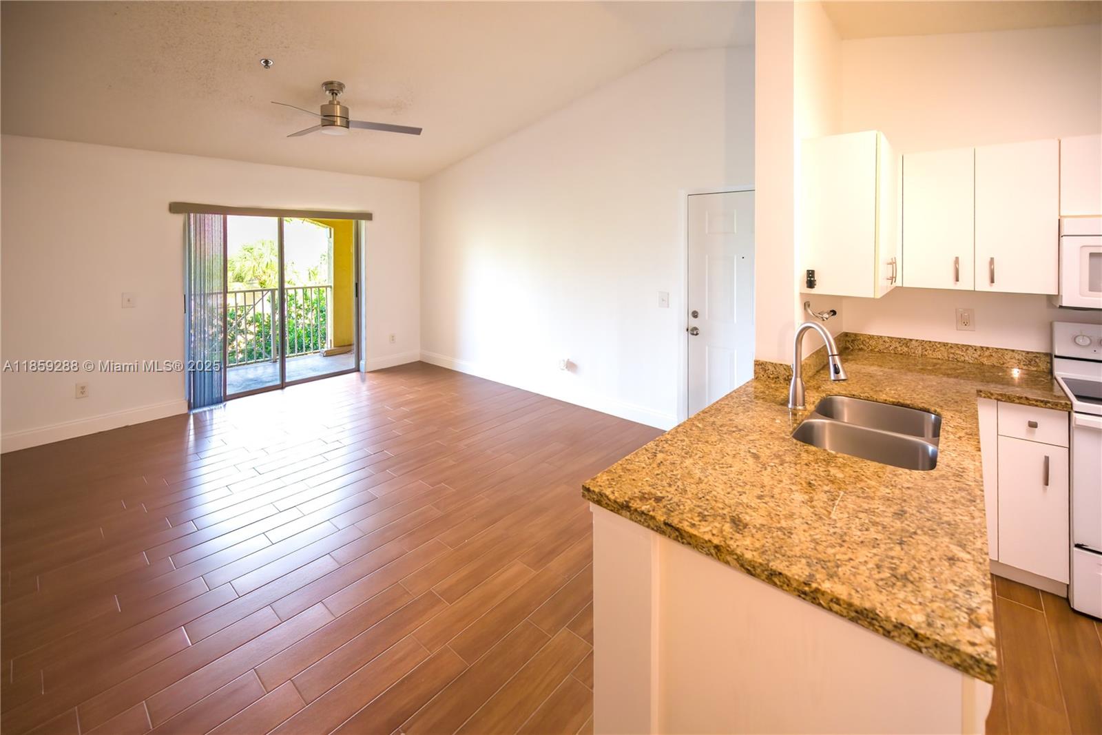 Property photo # 6