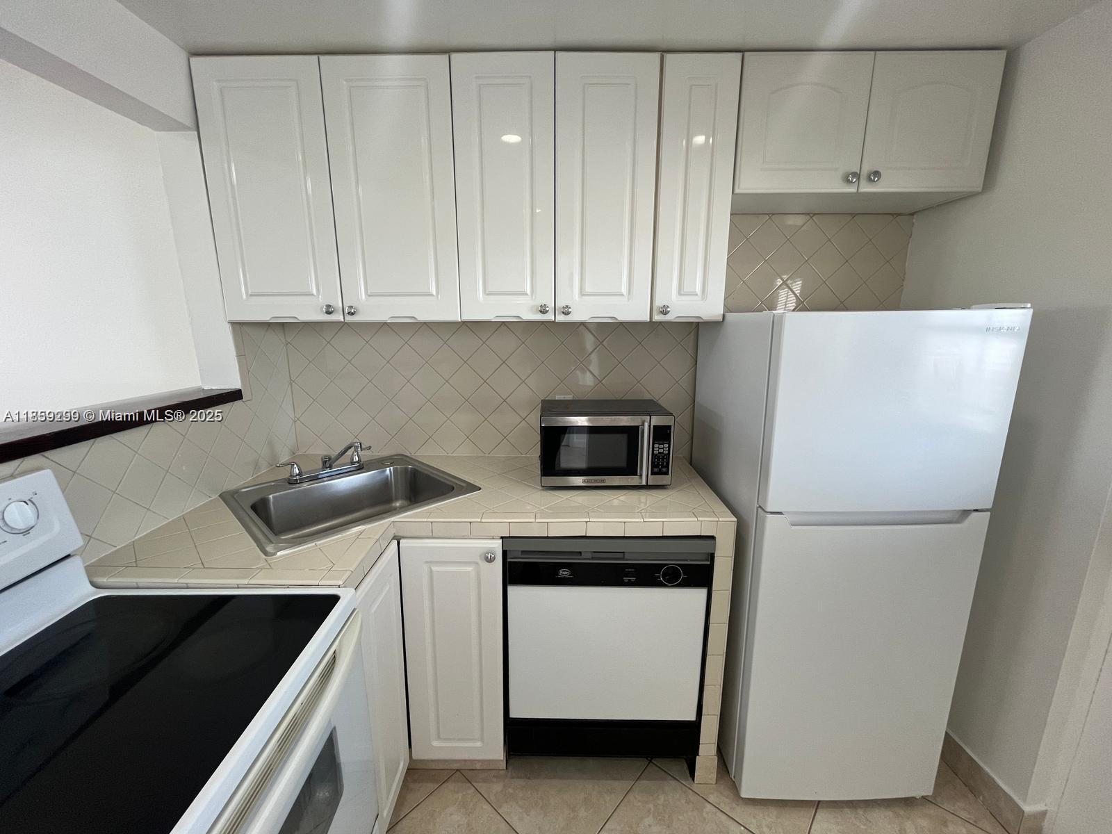 Property photo # 6
