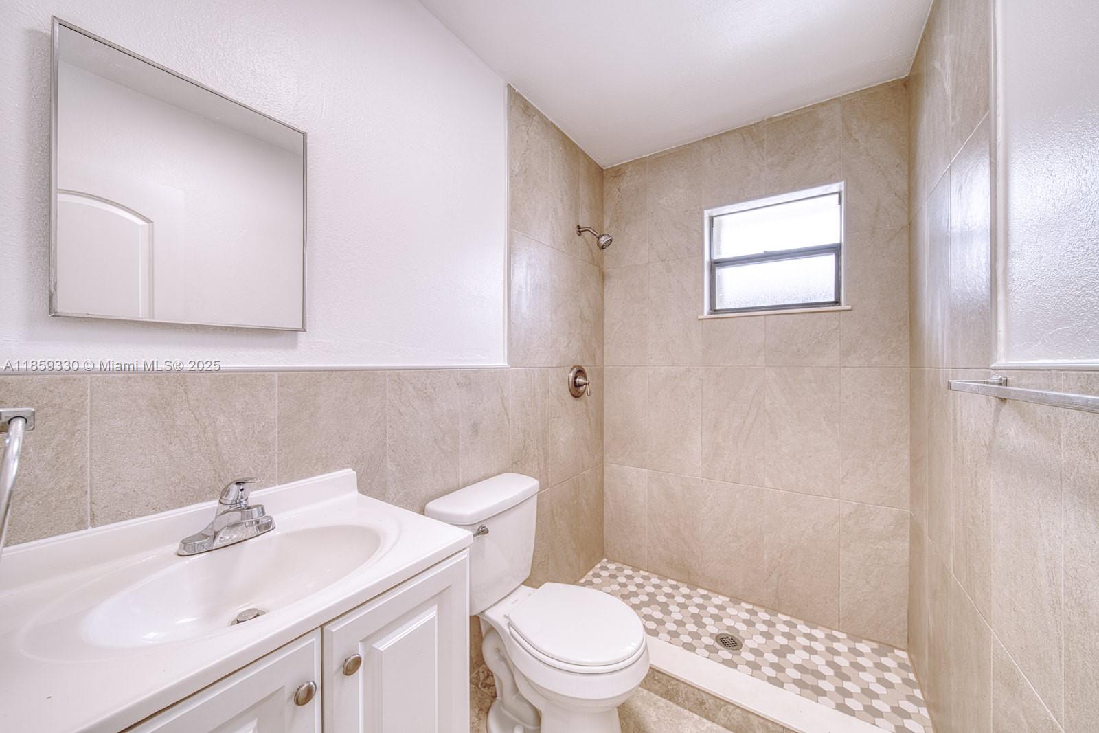 720 NE 1st Pl 2