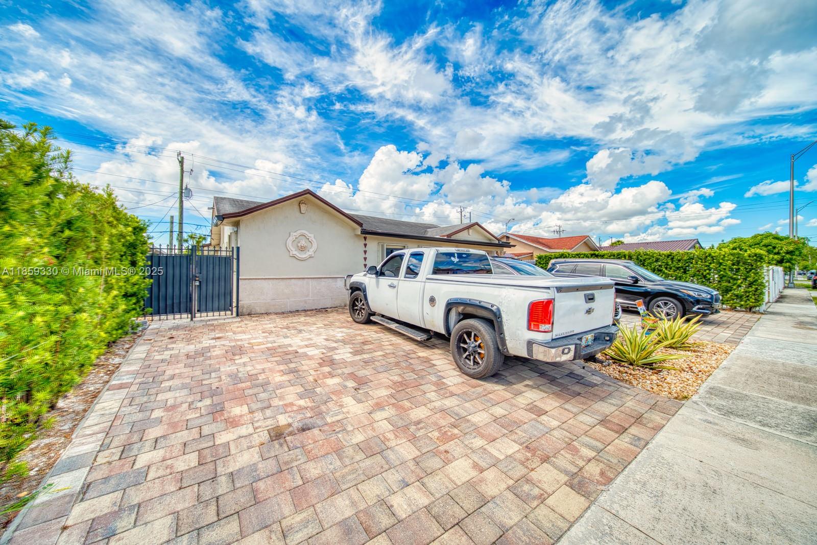 720 NE 1st Pl 2