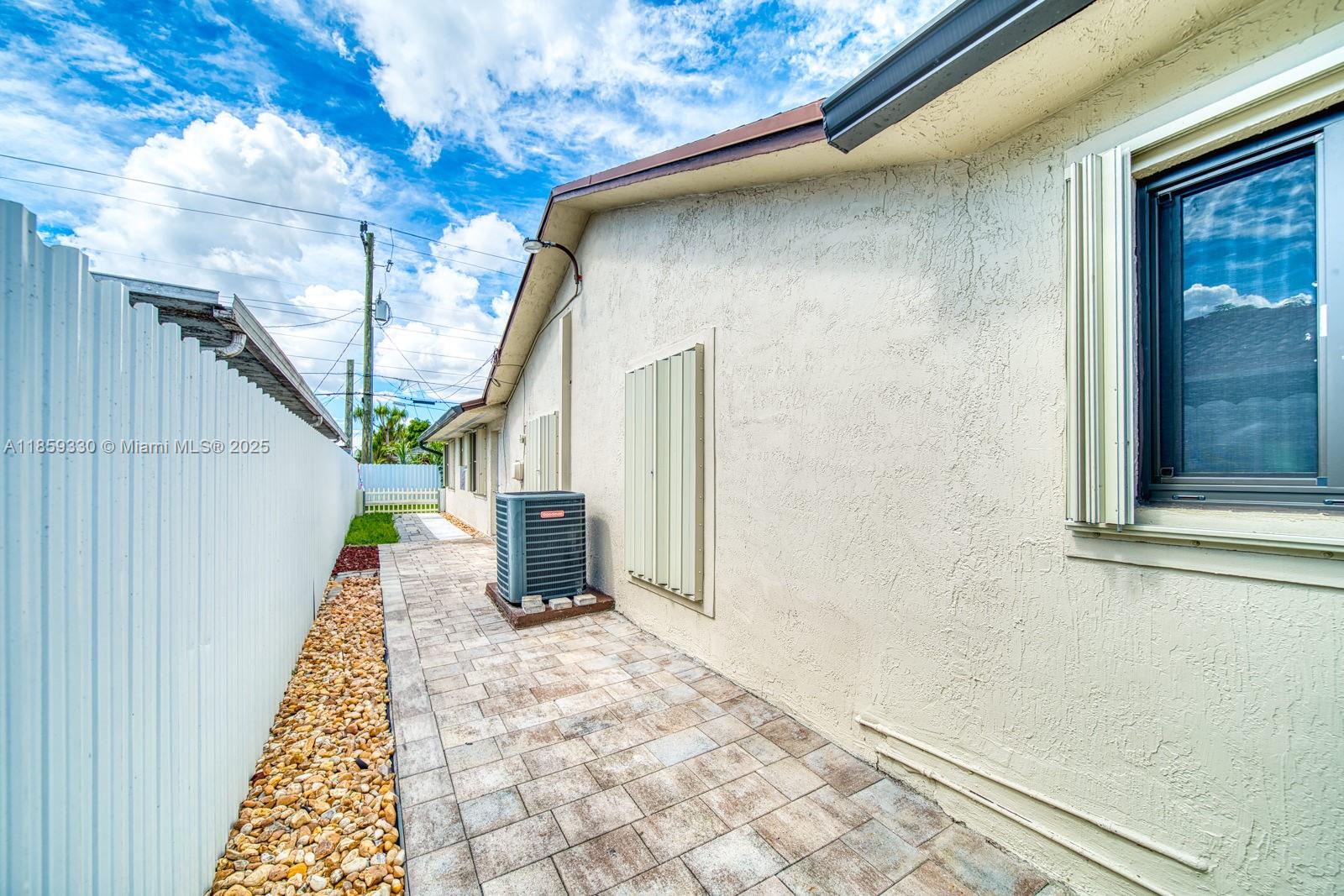 720 NE 1st Pl 2