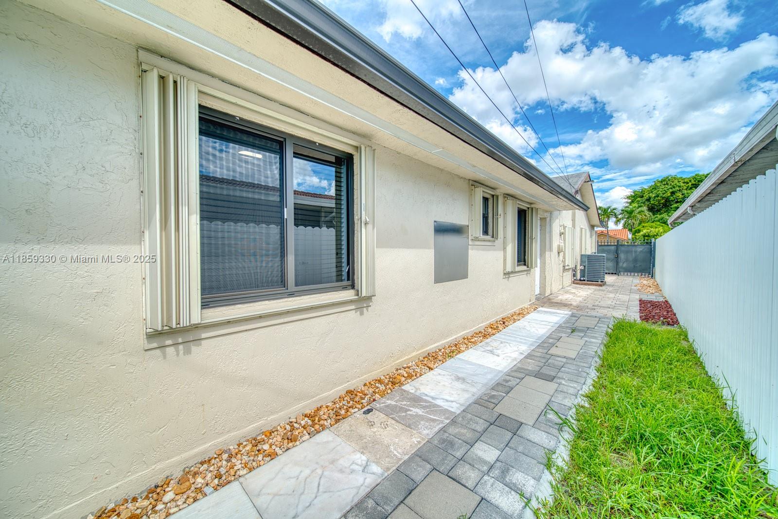 720 NE 1st Pl 2