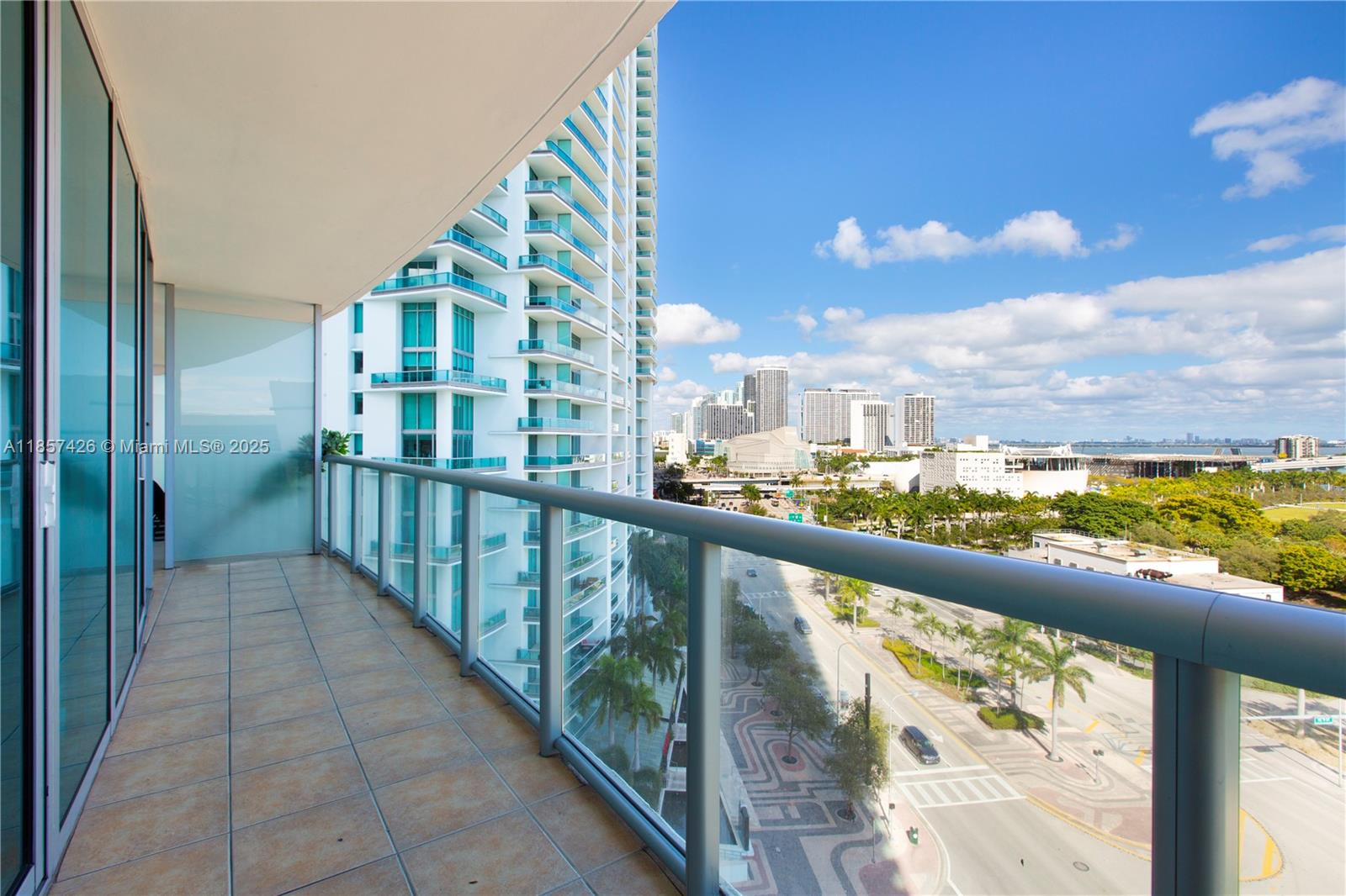 888 Biscayne Blvd #1010, Miami FL 33132