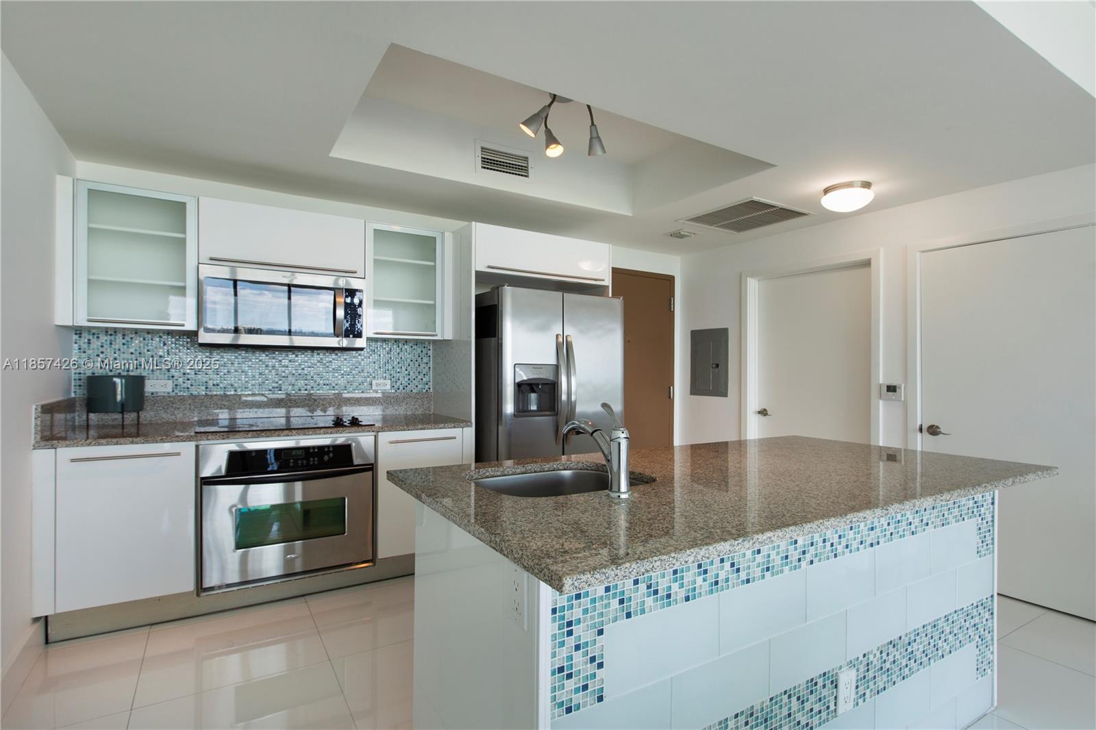 888 Biscayne Blvd #1010, Miami FL 33132