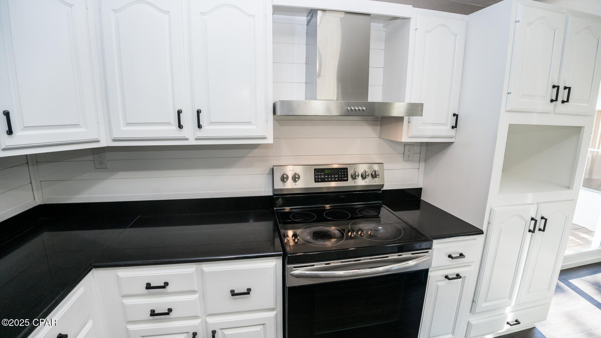 Image 10 For 1310 Buena Vista Boulevard