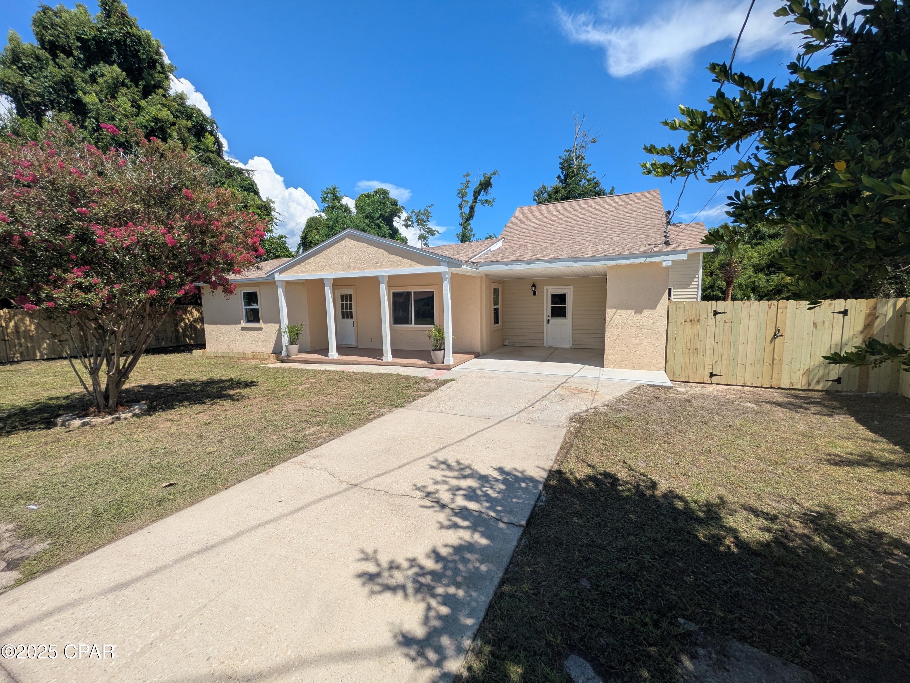 Image 29 For 1310 Buena Vista Boulevard