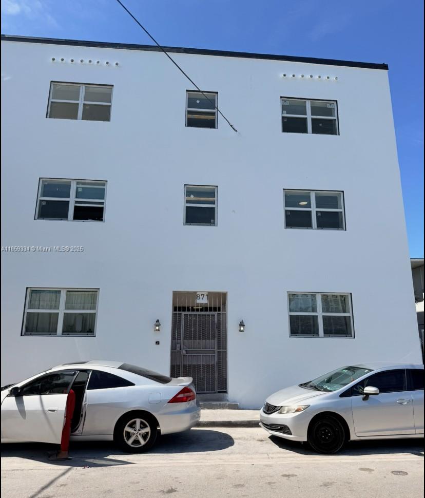 Property photo # 0