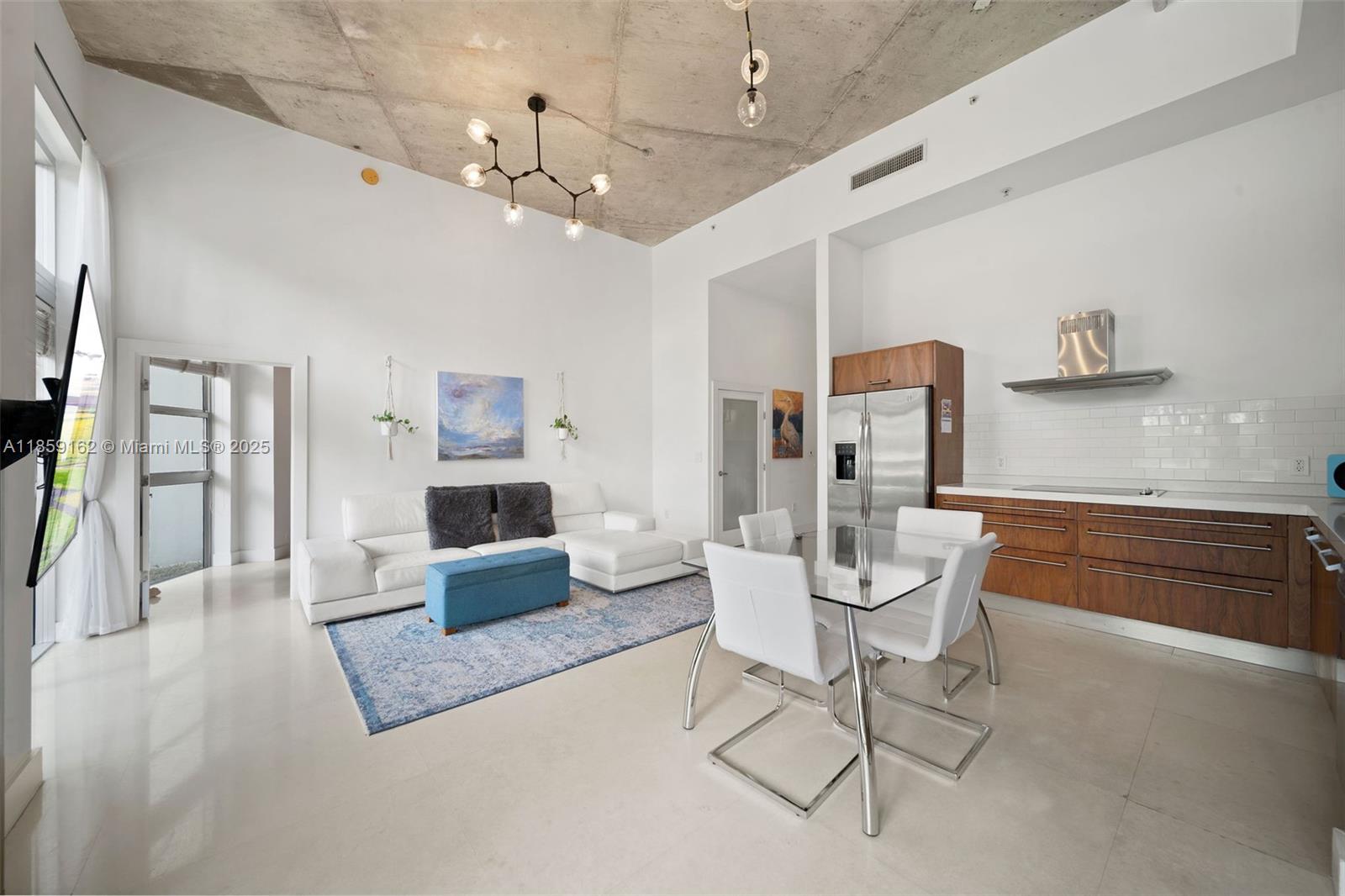 Property photo # 2