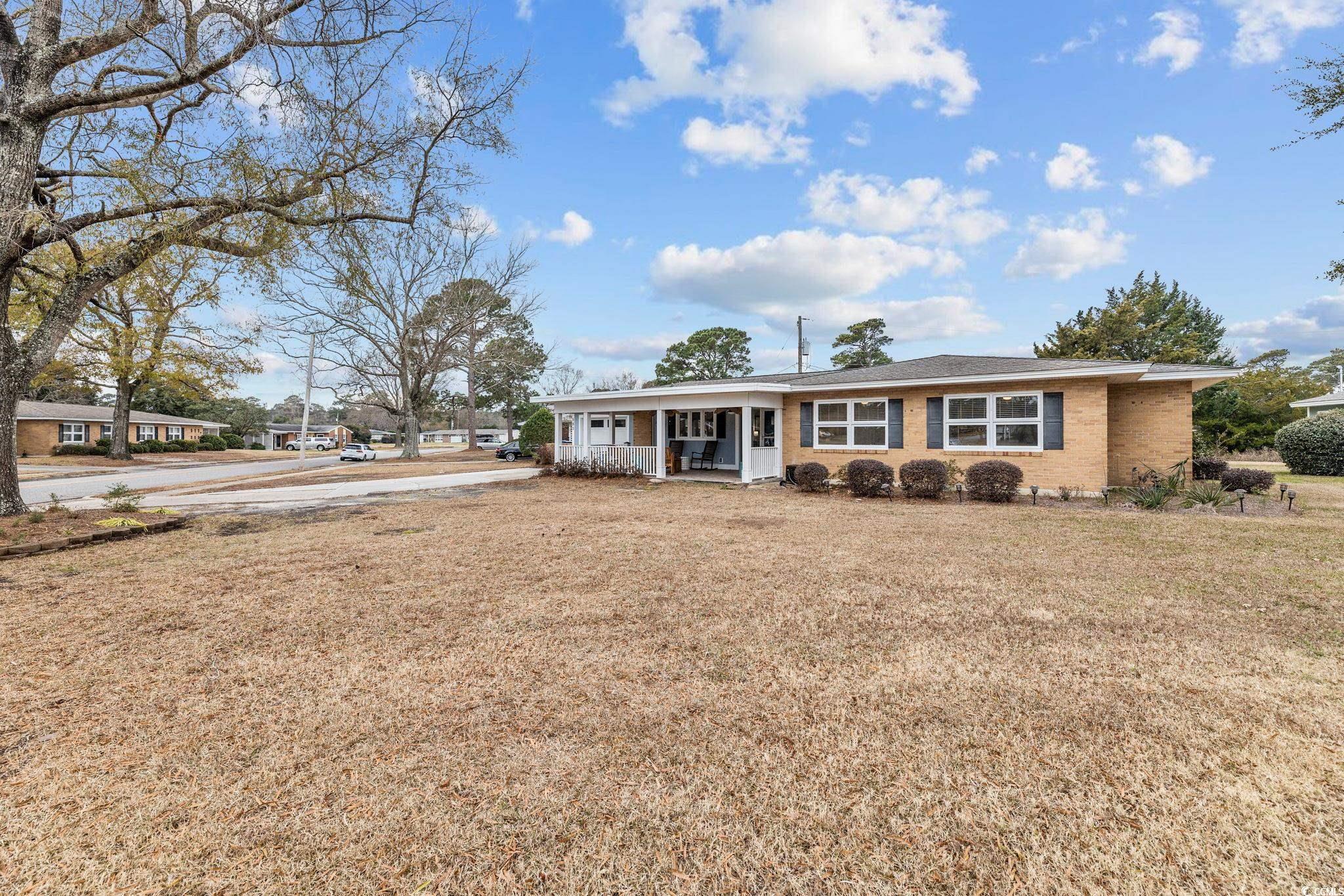 583 Mockingbird Ave. Myrtle Beach, SC 29577