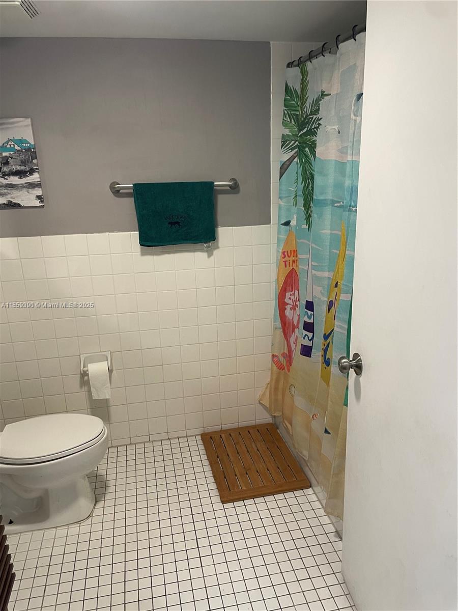 1475 SW 8th St 403