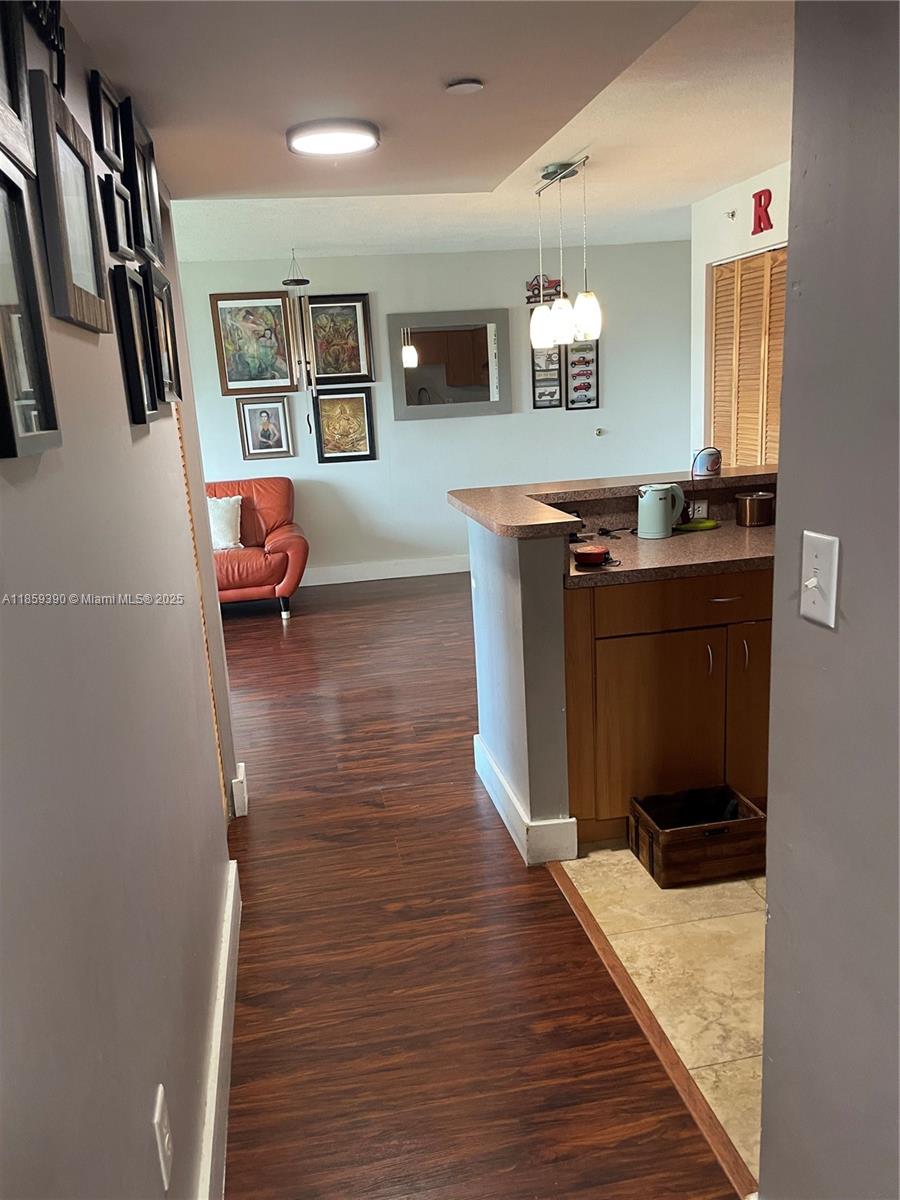 1475 SW 8th St 403