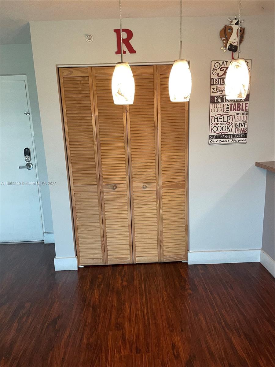 1475 SW 8th St 403
