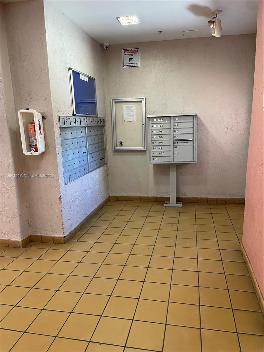 1475 SW 8th St 403