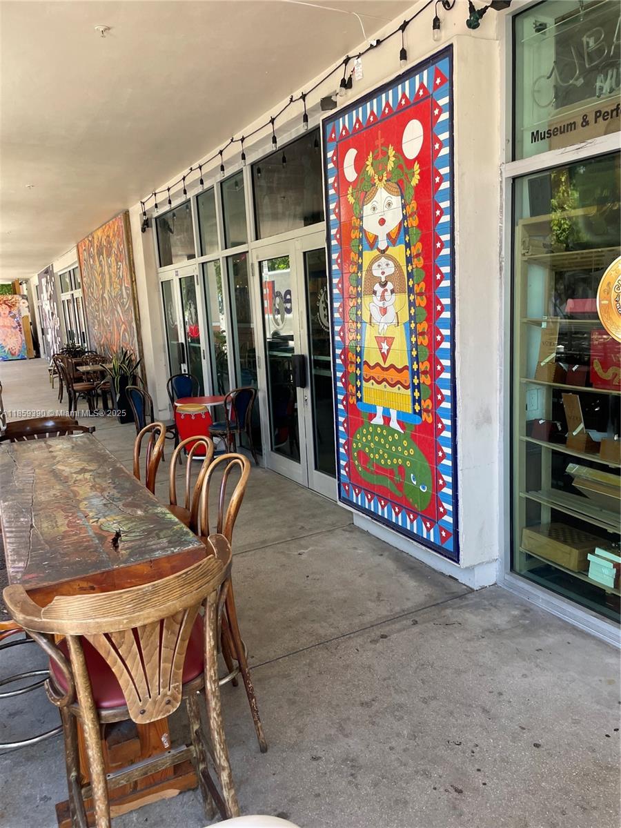 1475 SW 8th St 403