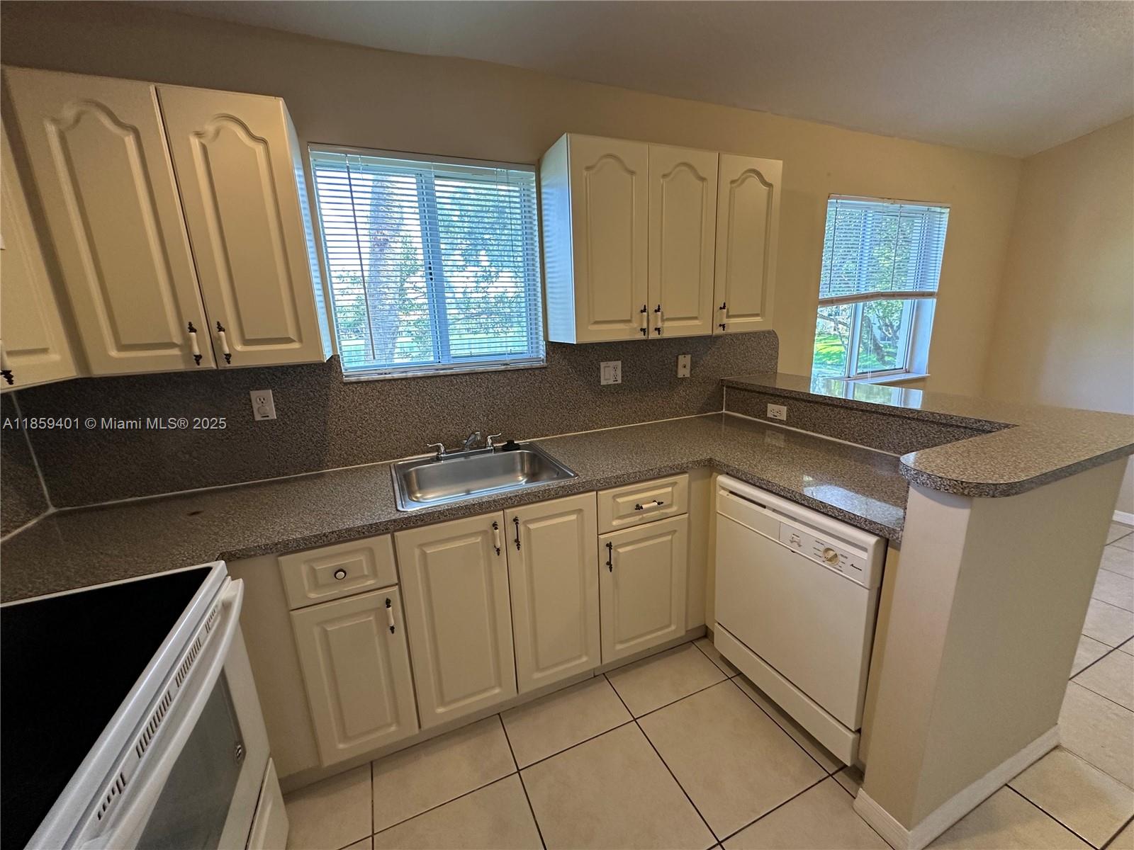 Property photo # 7