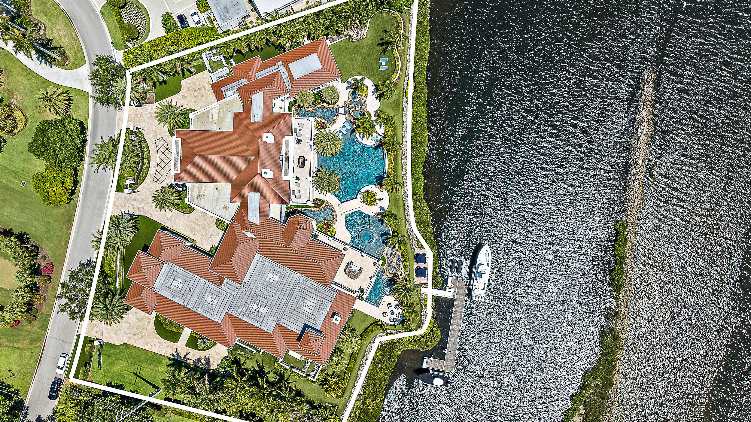 Image to showcase the property located at 176 Spyglass Lane