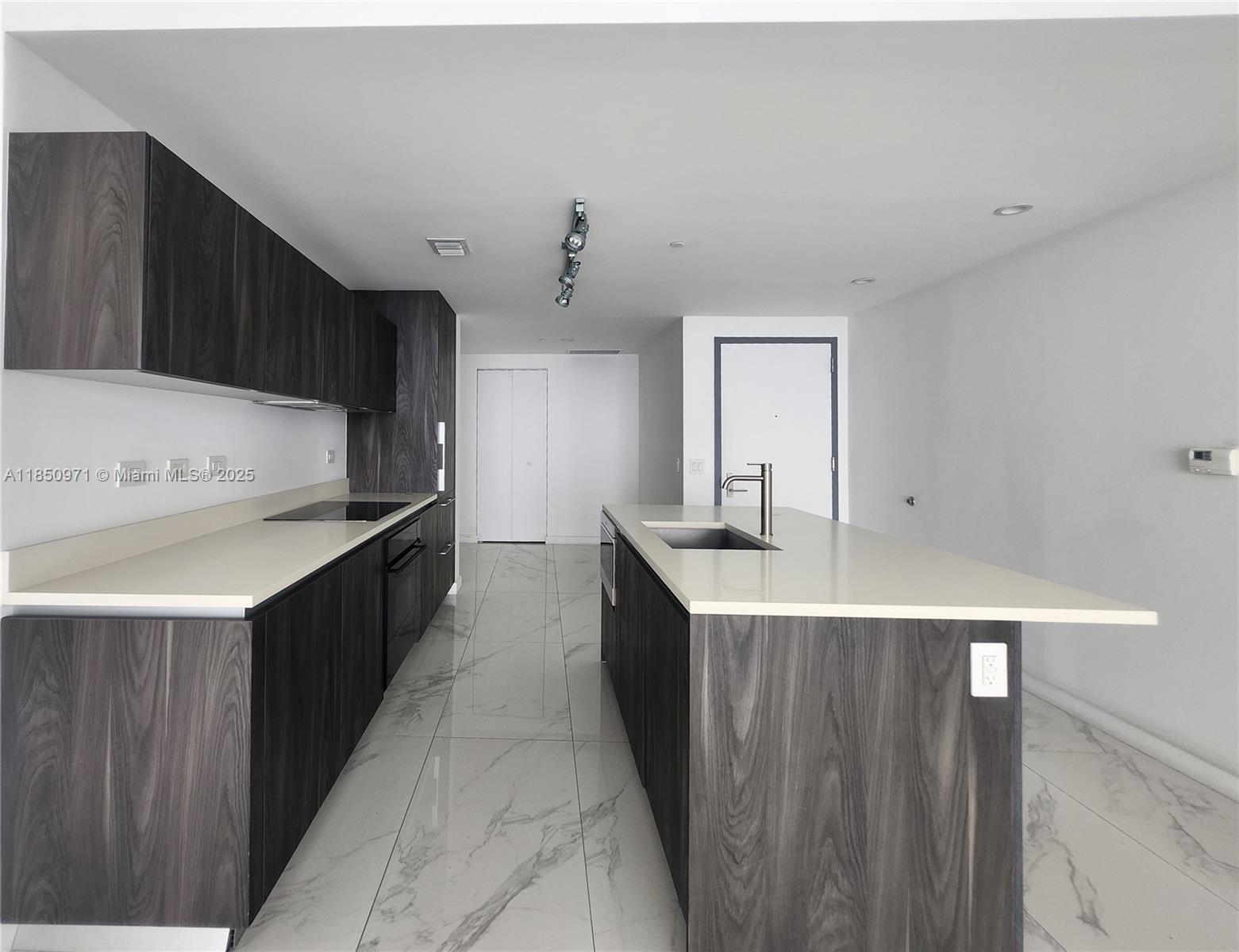 3131 NE 7th Ave #3602, Miami FL 33137