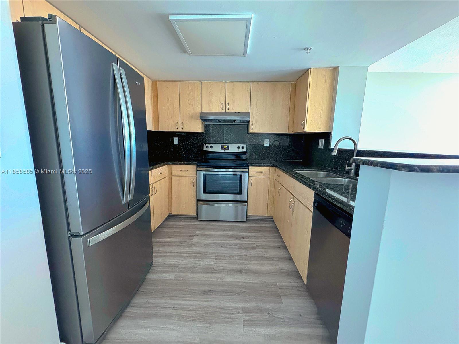 Property photo # 4