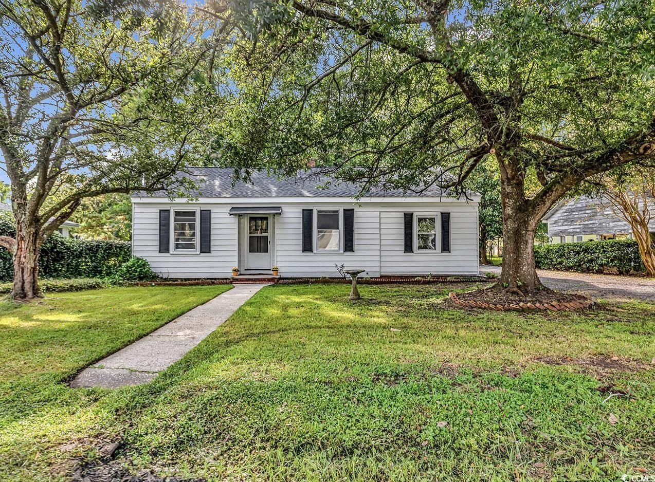 1917 Oak St. Georgetown, SC 29440