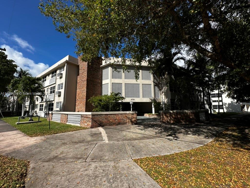 Property photo # 0