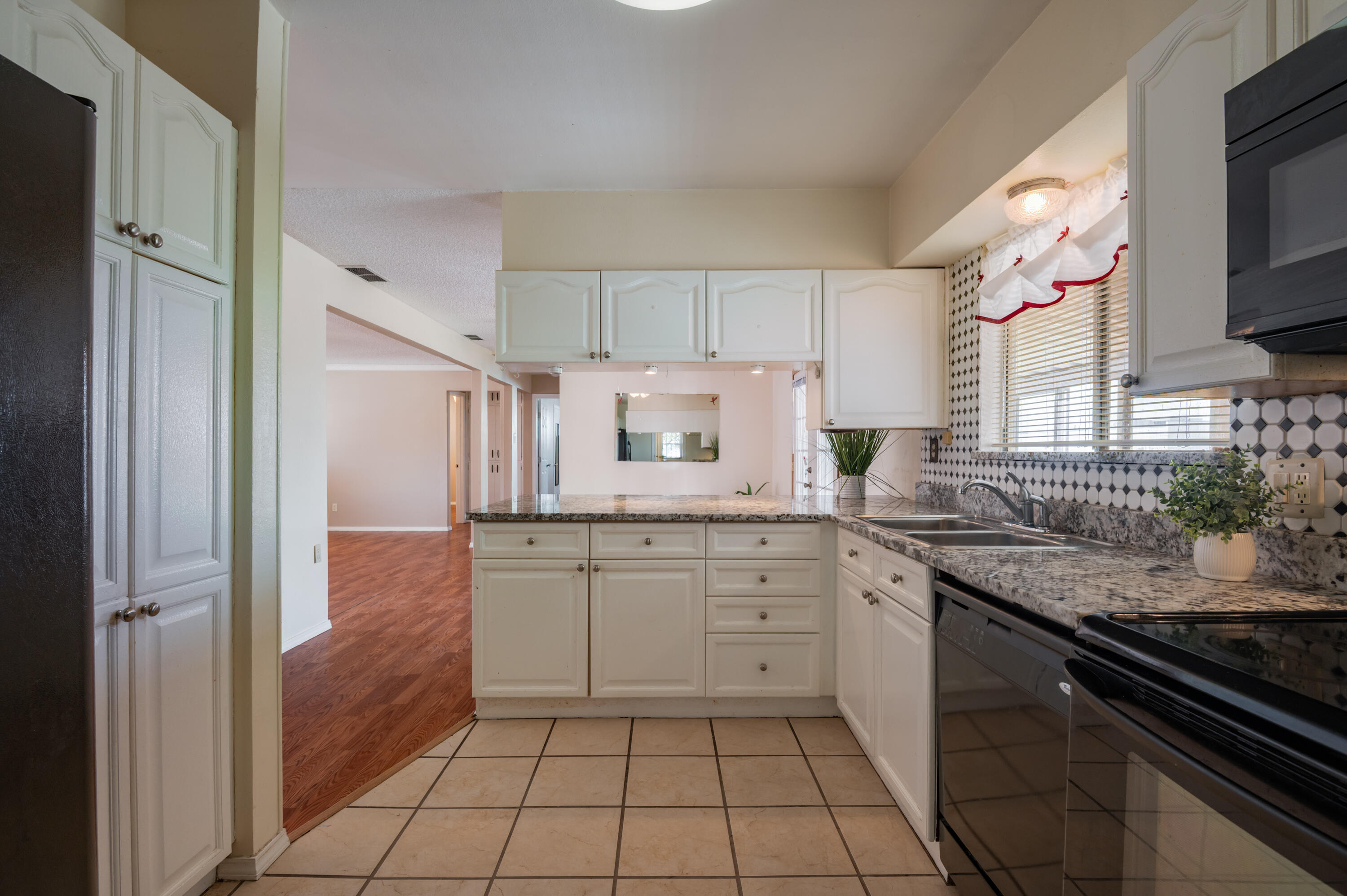 1709 MARY ELLEN STREET NE, ALBUQUERQUE, NM 87112  Photo 10