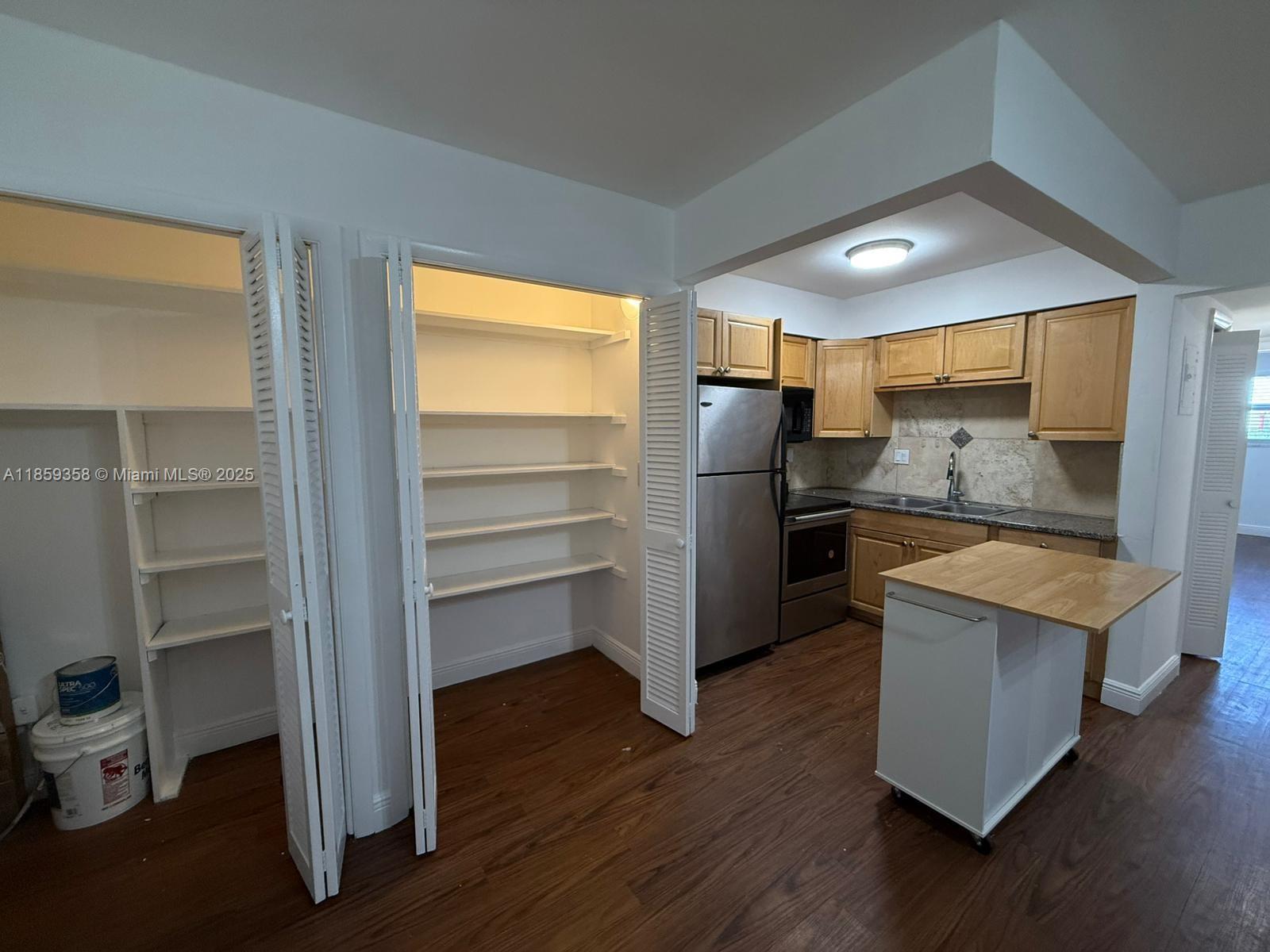 Property photo # 4