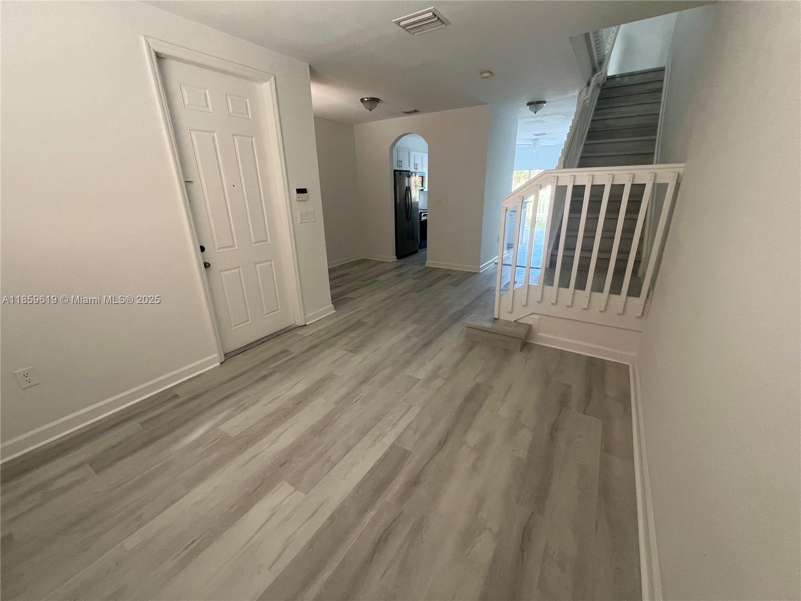Property photo # 8