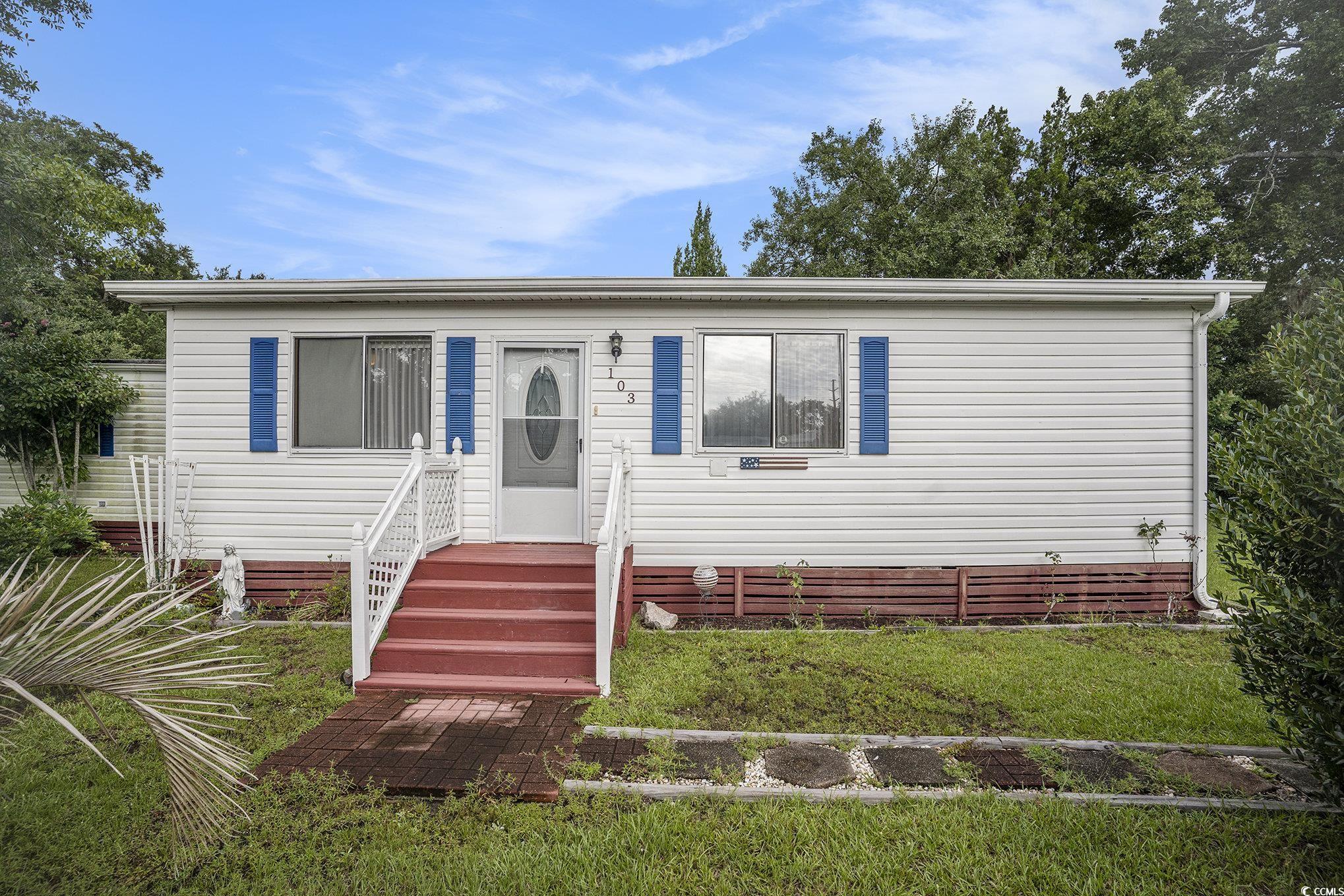 103 Village Ct. Murrells Inlet, SC 29576