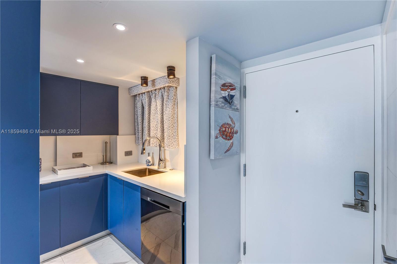 Property photo # 9