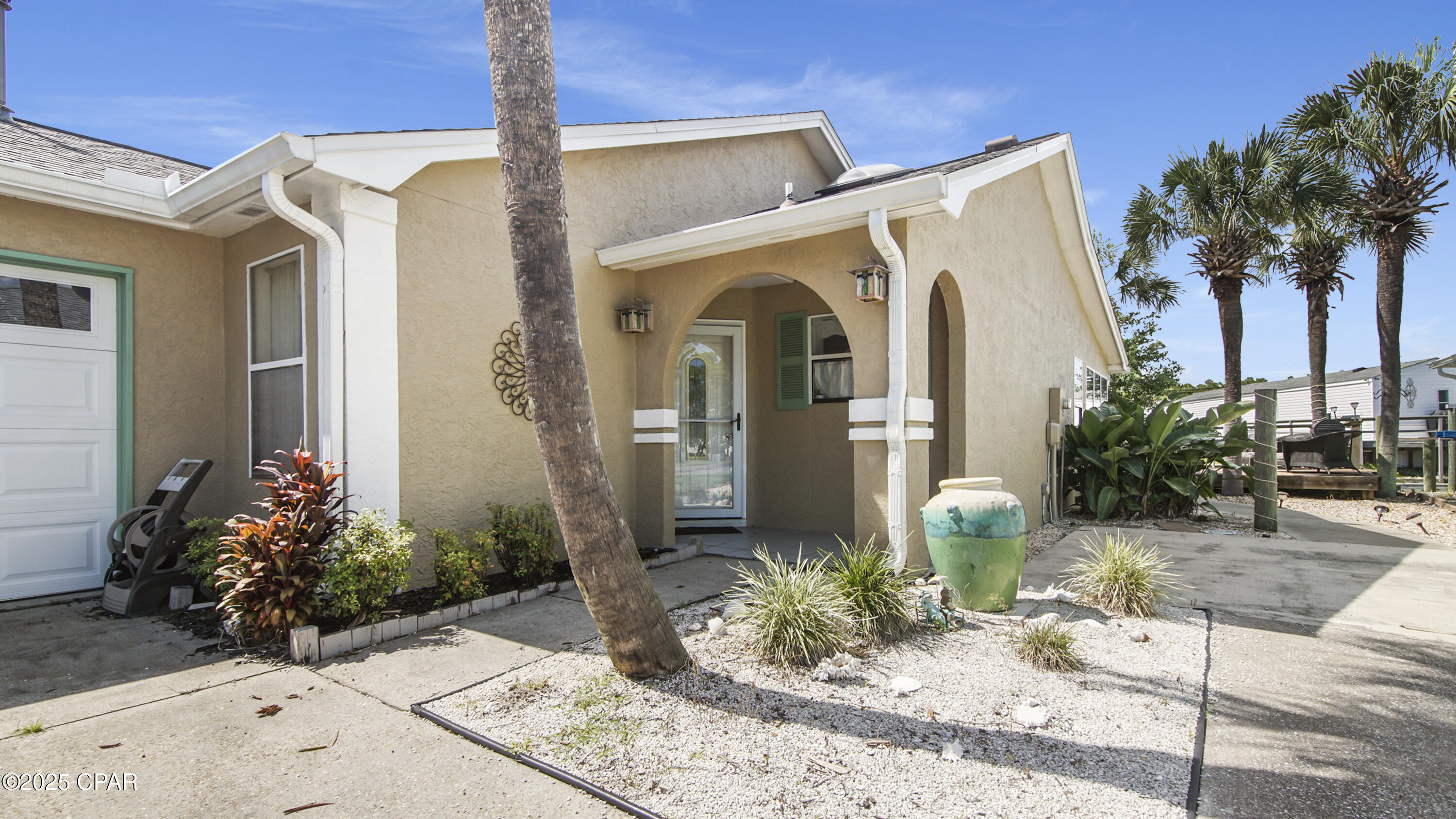 Image 2 For 6582 Harbour Boulevard